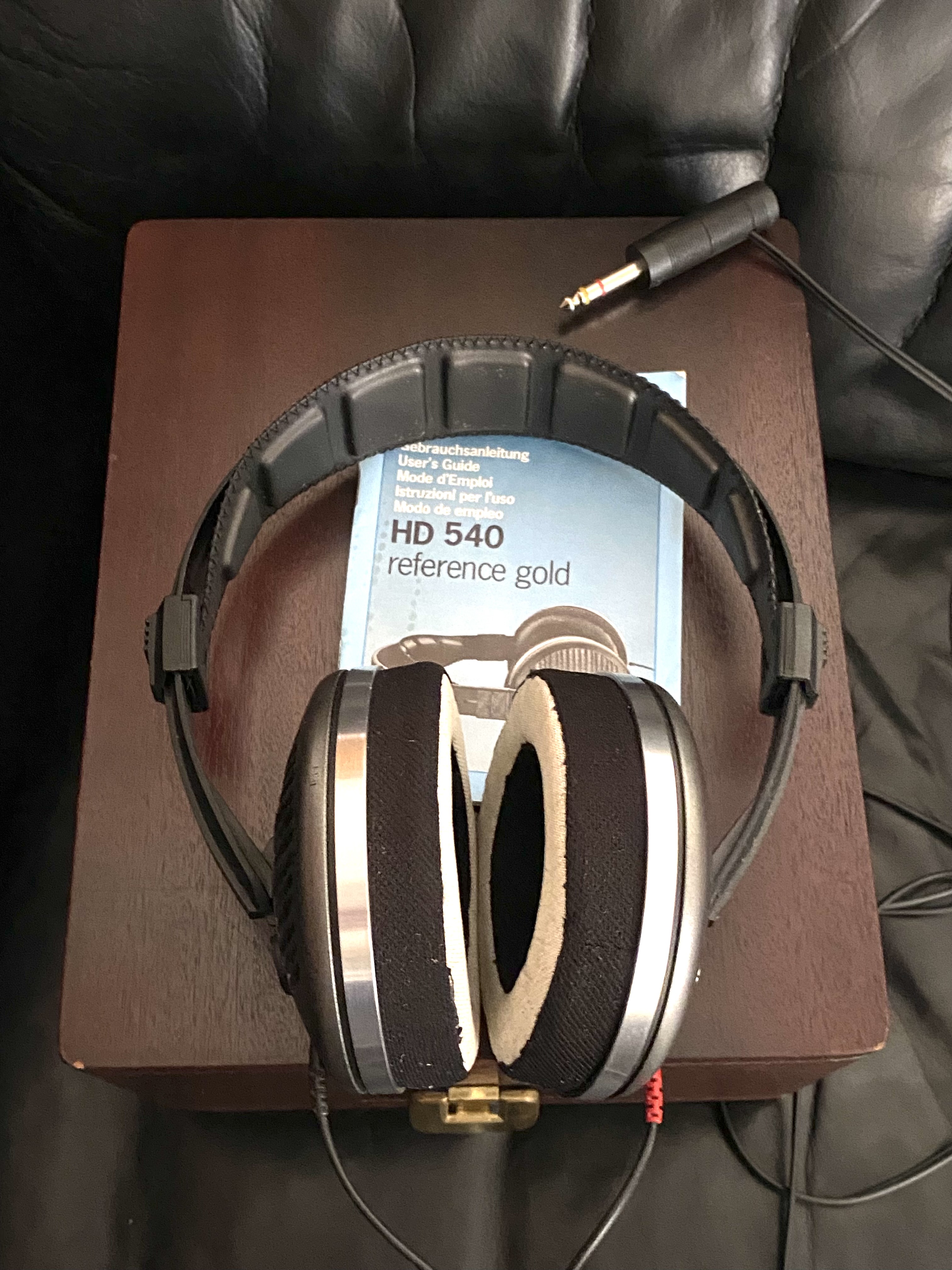 Sennheiser HD 540 Reference (600 Ohm) with wooden box from the