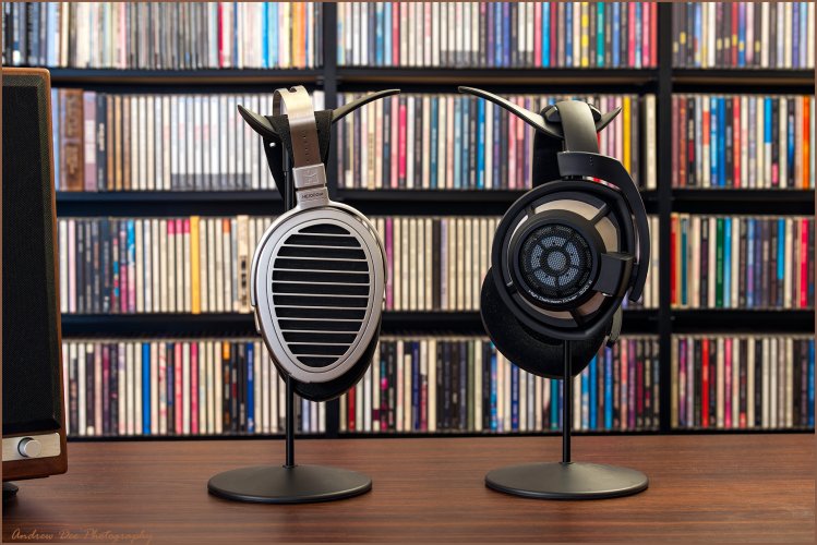 Headphones-vignet.jpg