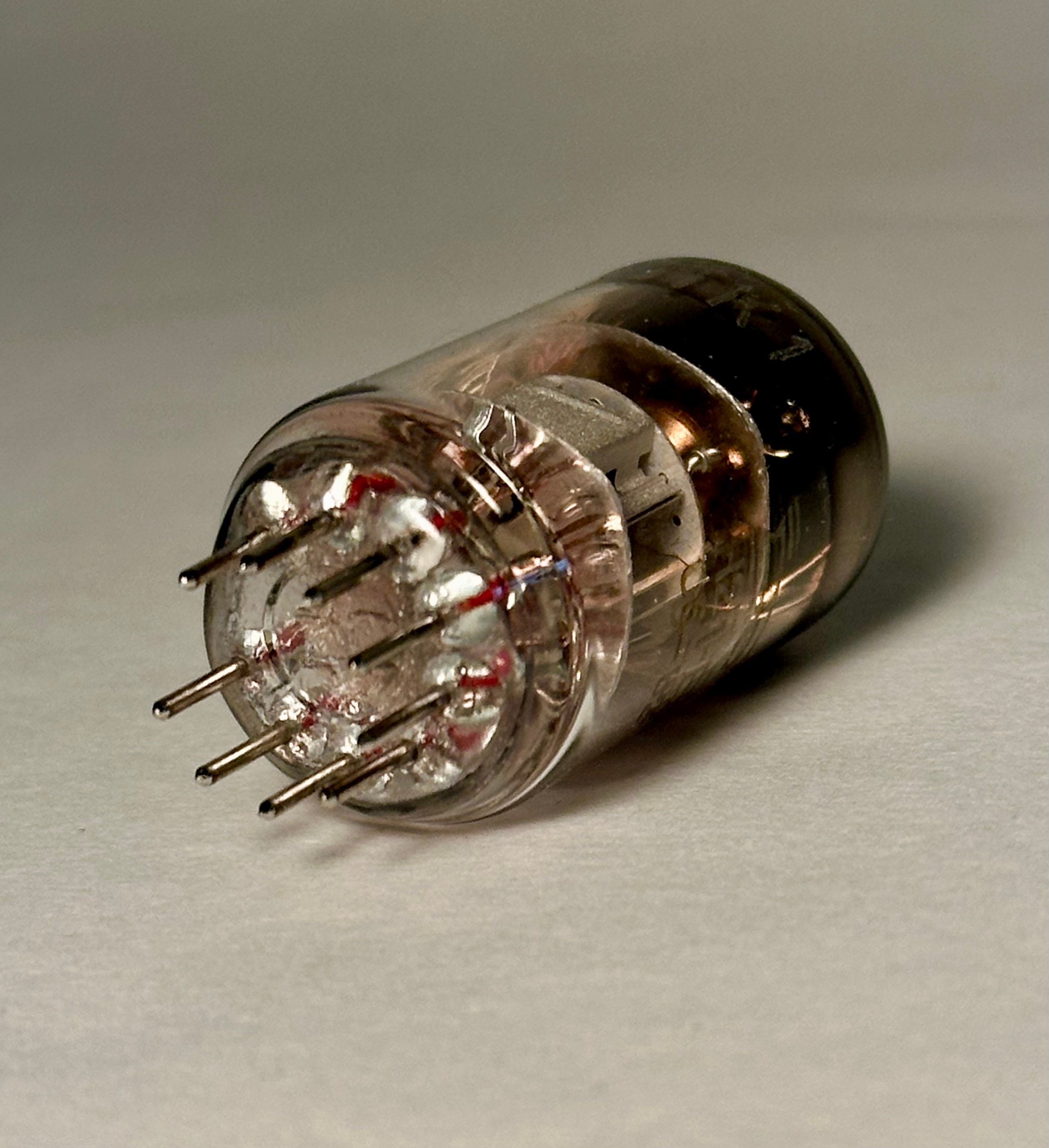 Closed: Voskhod 6N2P-EV (6Н2П-ЕВ) (6N2) VACUUM TUBE, 3-Mica, Round ...