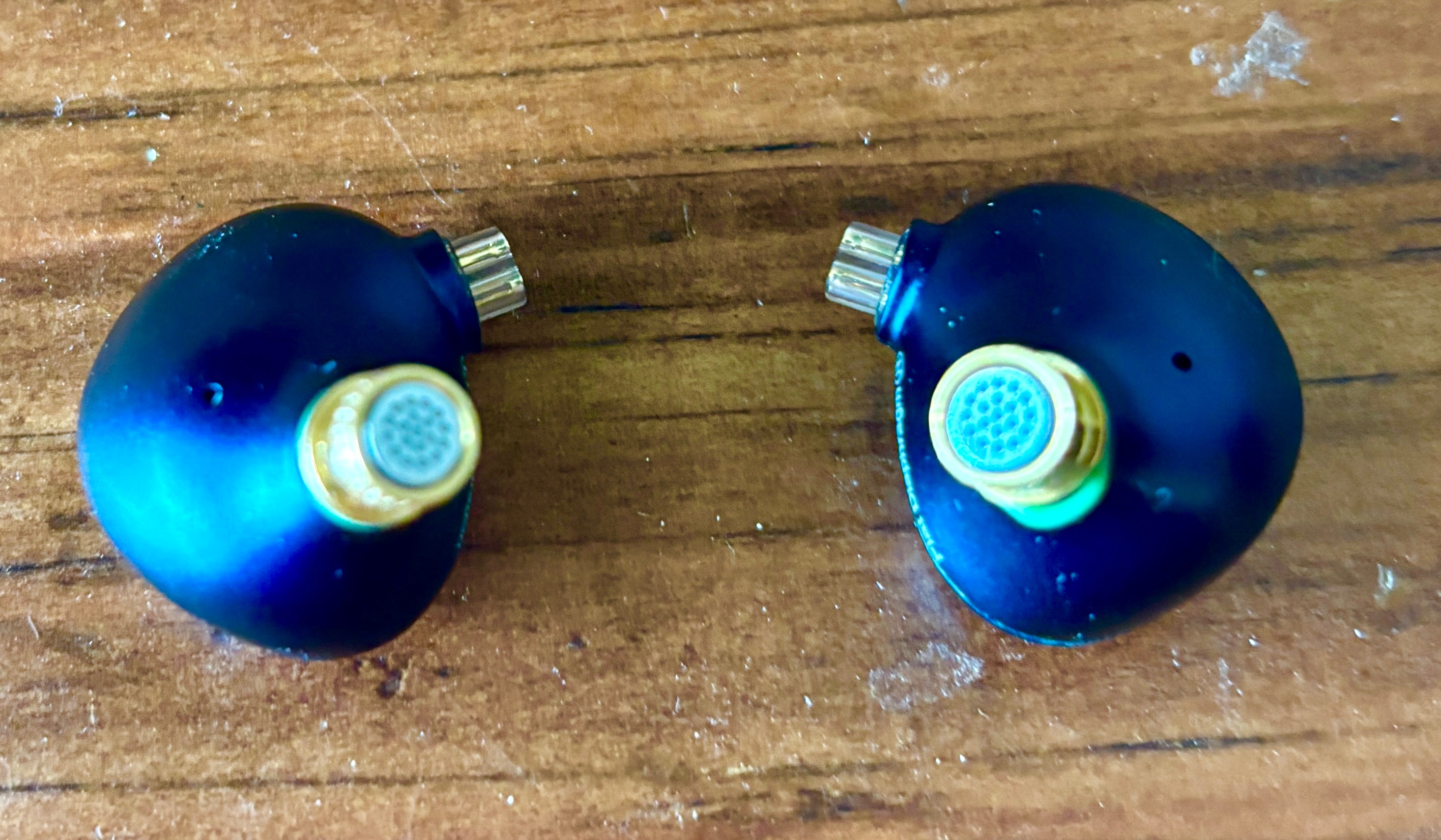 Closed TRN Azure Dragon IEM Mint Planar Headphone Reviews and
