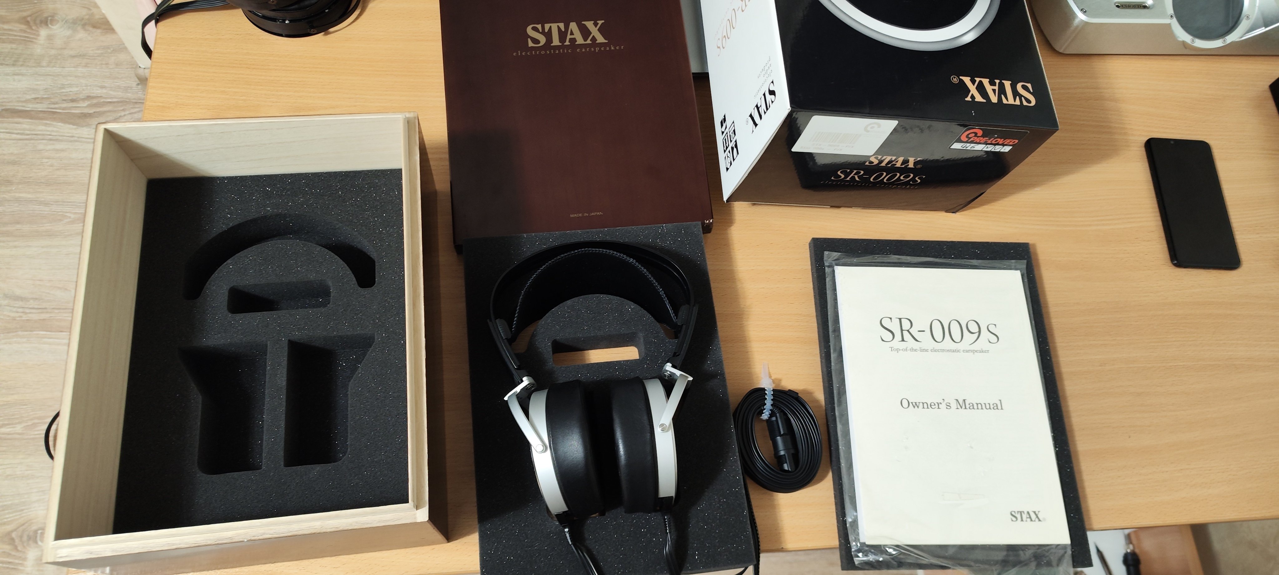 Stax SR-009S Electrostatic Headphones - Reviews | Headphone