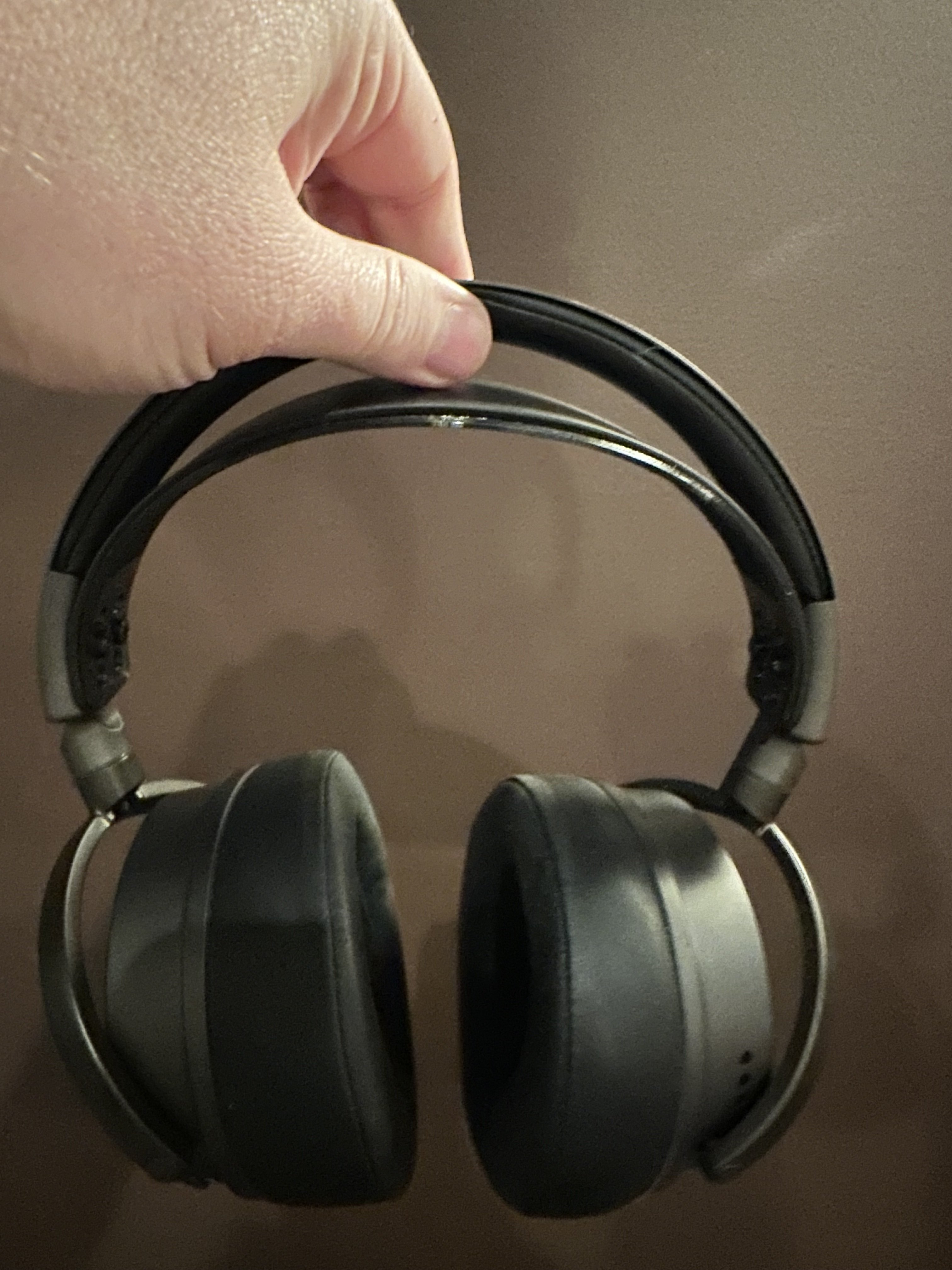 Audeze Maxwell (XBOX) w/Dekoni Sheepskin Earpads and Capra Audio Strap Headphone Reviews and