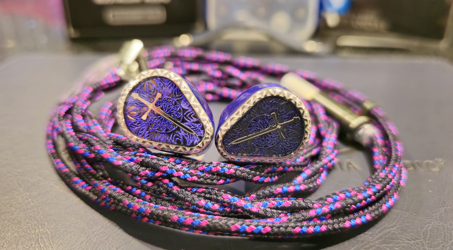Nostalgia Audio Durandal | Headphone Reviews and Discussion - Head