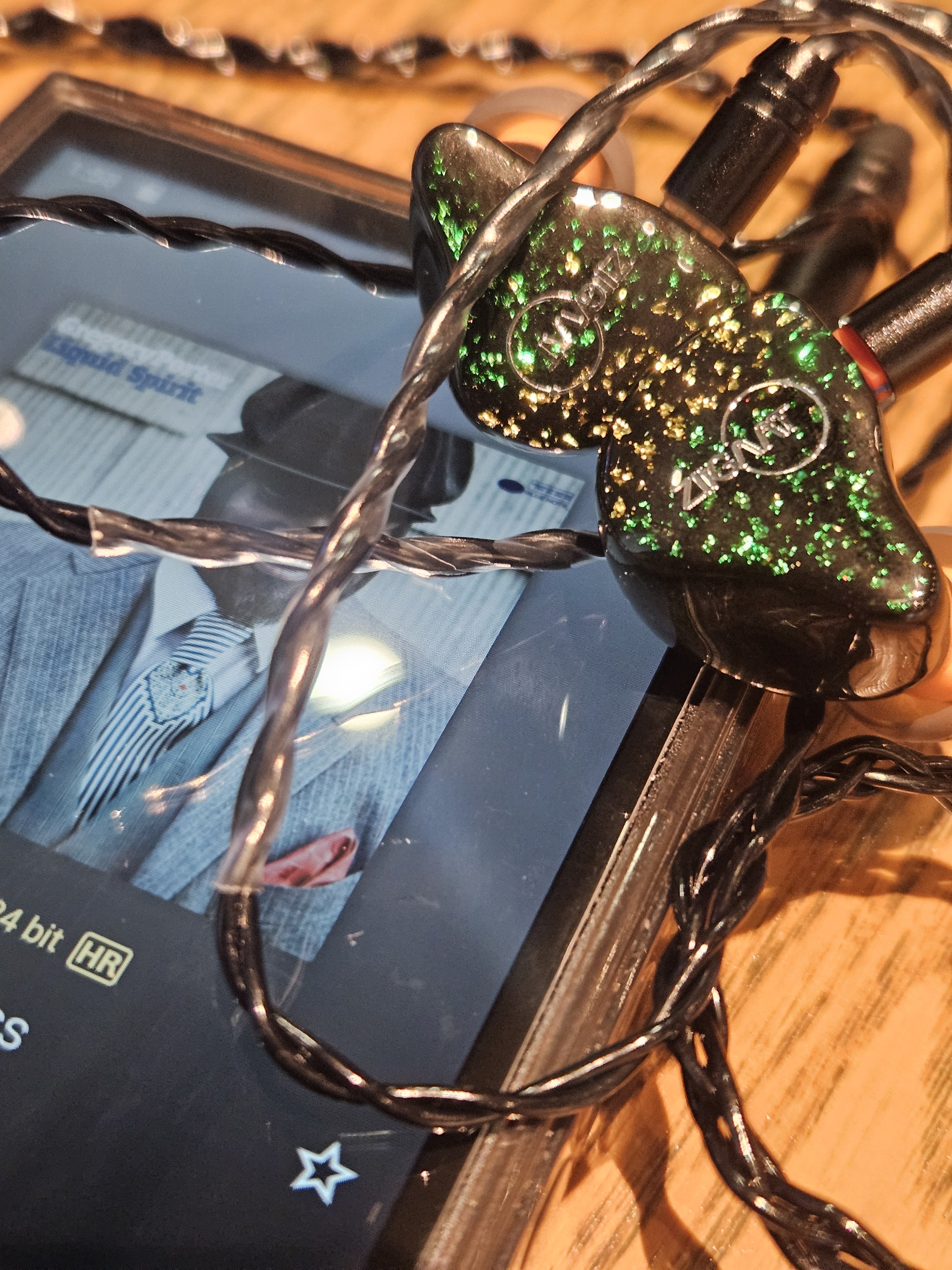 ベル ZiiGaat x HBB: Arcadia - Reviews | Headphone Reviews and