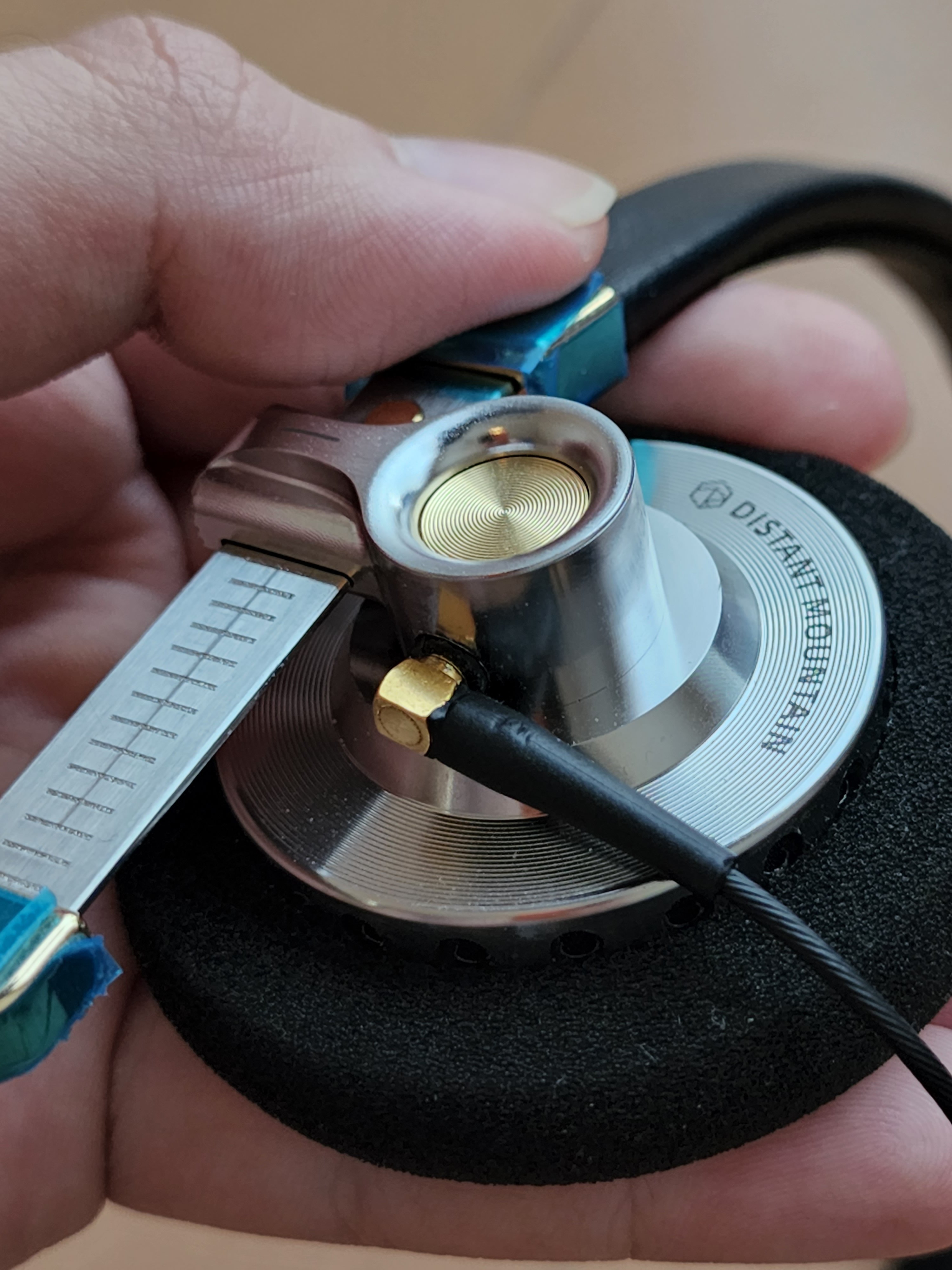 ROSESELSA 遠山 Distance Mountain ROSESELSA Distant Mountain - Reviews | Headphone Reviews and