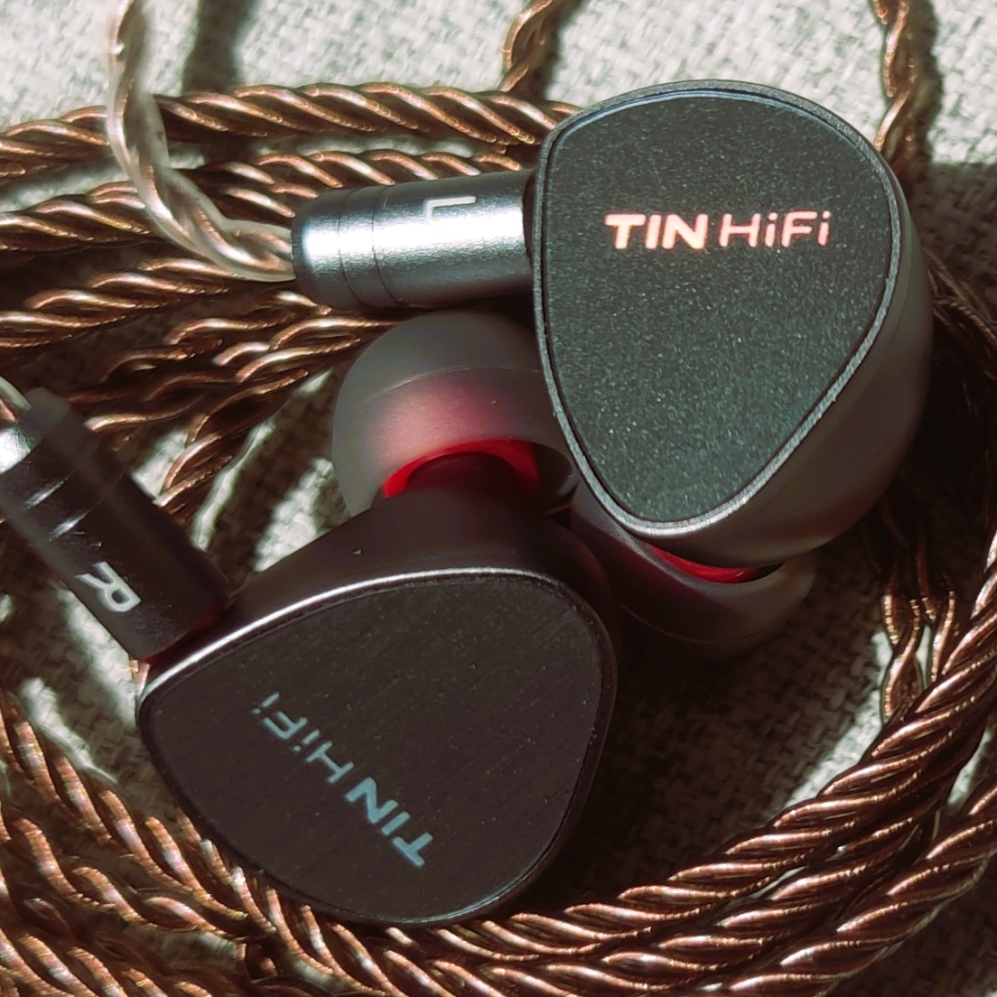 HIDIZS MK12 / TIN HiFi DUDU / TRN ST7 【公式通販】