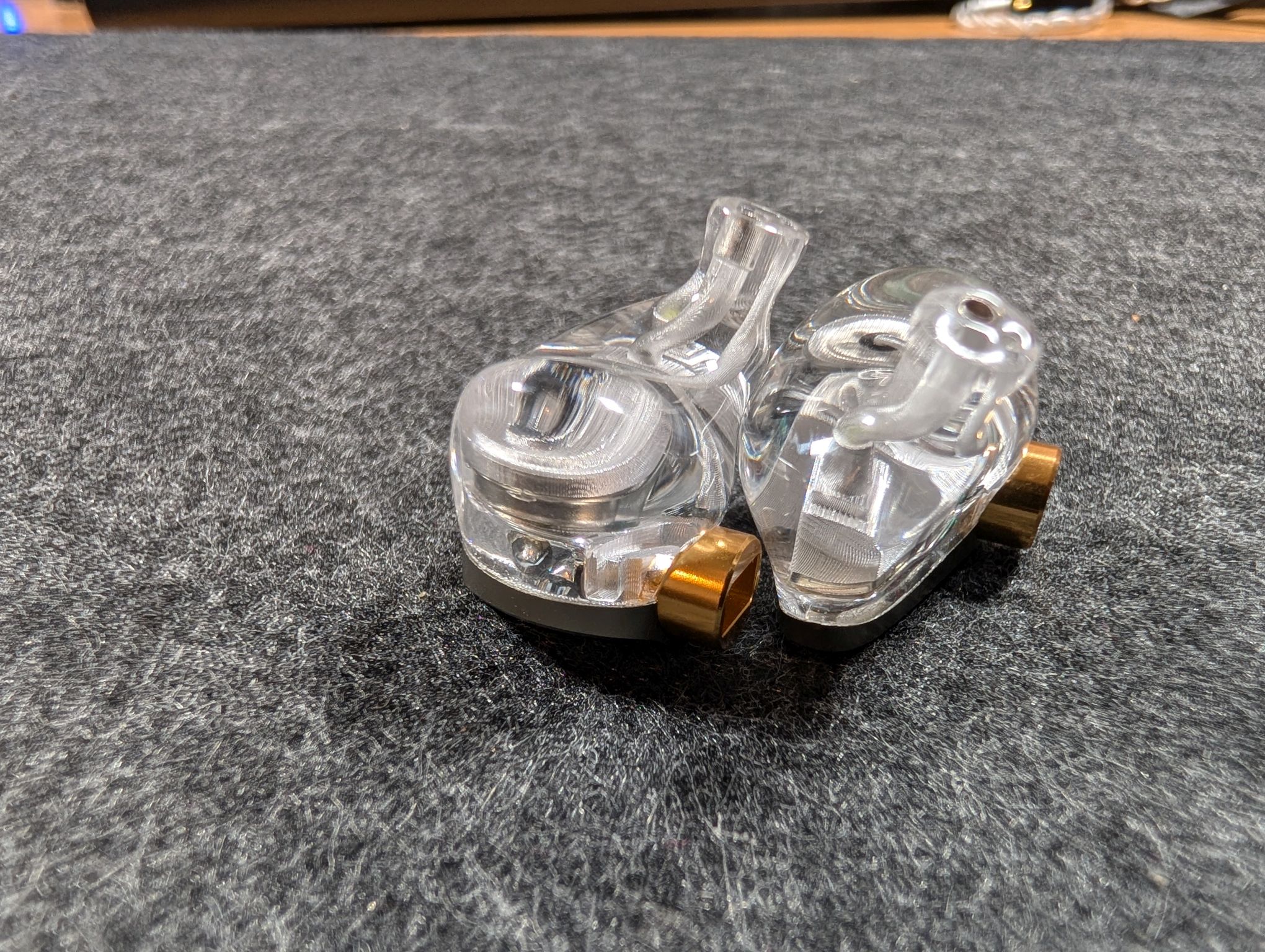 ddHiFi E14D (Surface) 1DD + 4BAs Hybrid Driver HiFi In-Ear Earphones ...