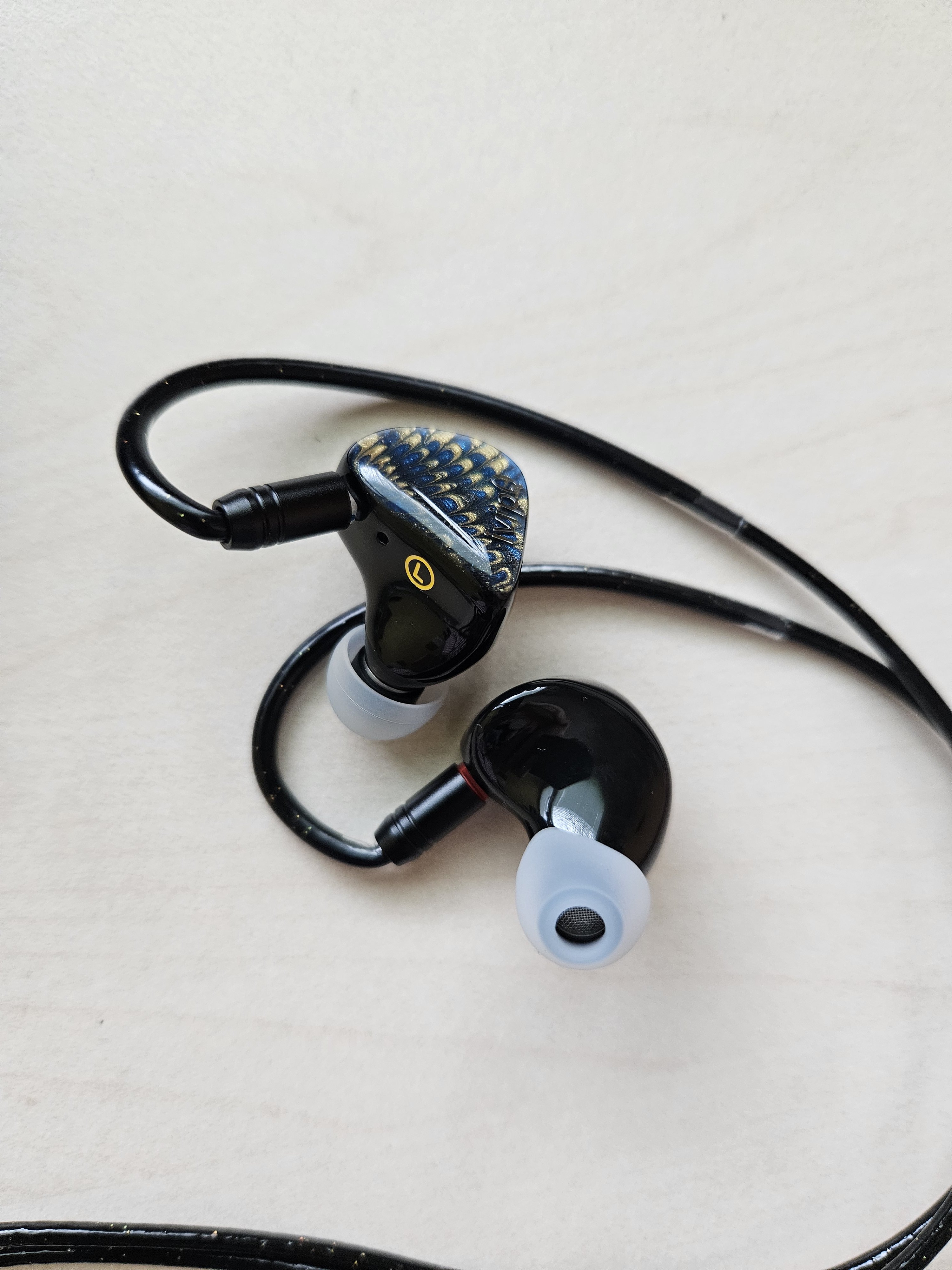 ivipQ Q-09 Phoenixia | Headphone Reviews and Discussion - Head-Fi.org