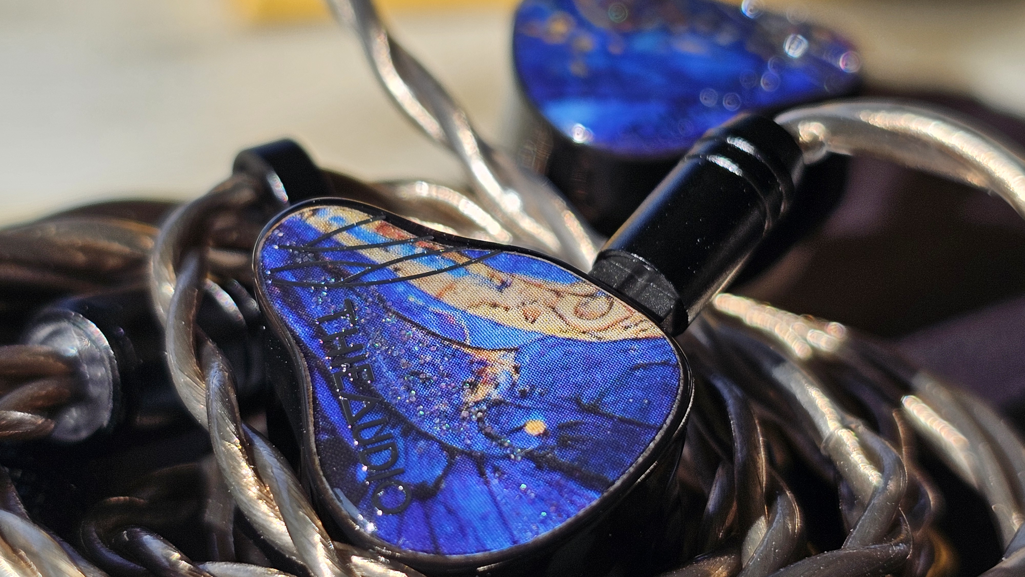 ほぼ新品　THIEAUDIO Oracle MK3 THIEAUDIO Oracle MKIII Review — Headfonics