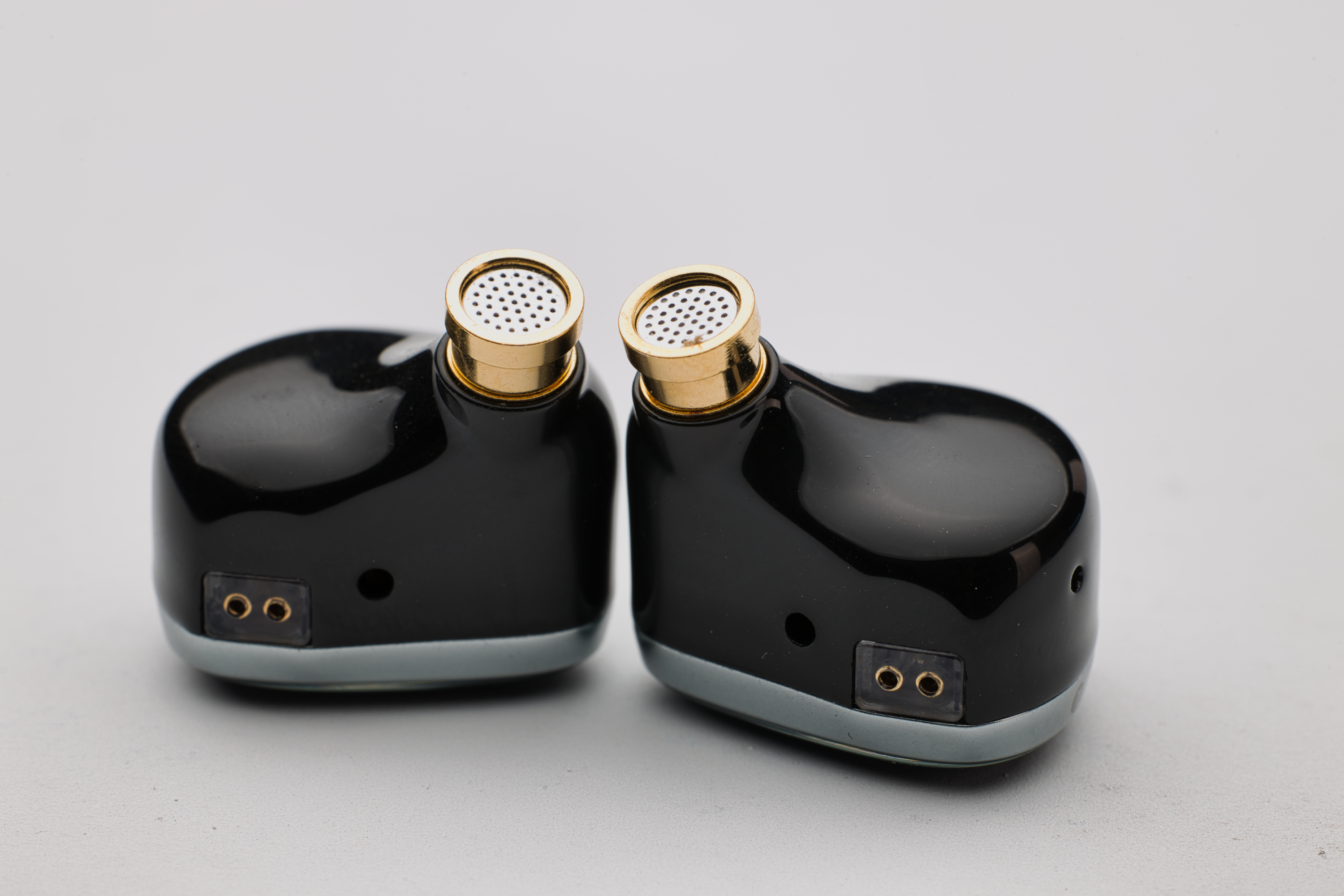 NiceHCK NX8 Hybrid Universal IEM | Headphone Reviews and