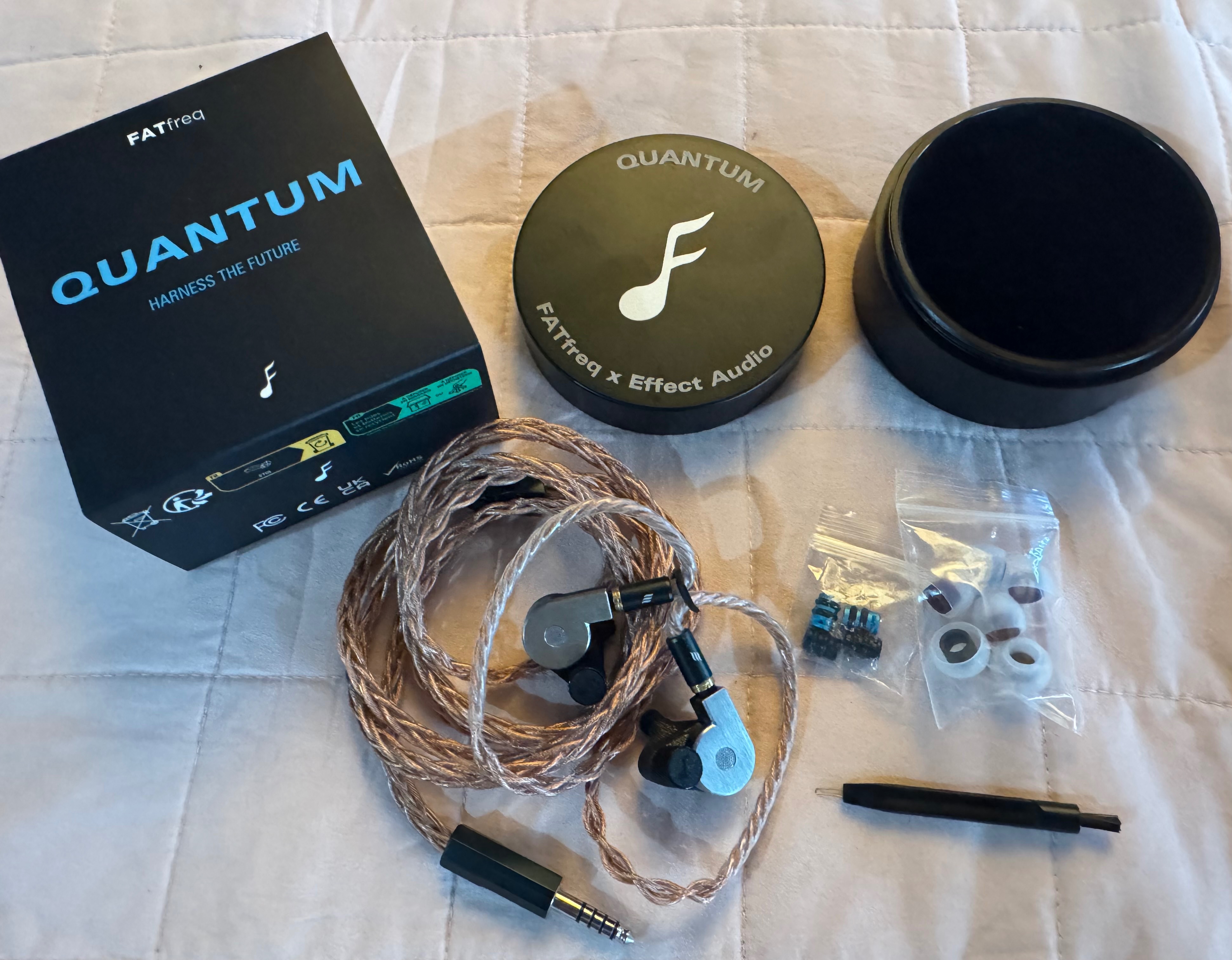 最終価格 ほぼ新品 FATfreq x Effect Audio:Quantum FATfrequency x Effect Audio Quantum Universal Planar IEMs