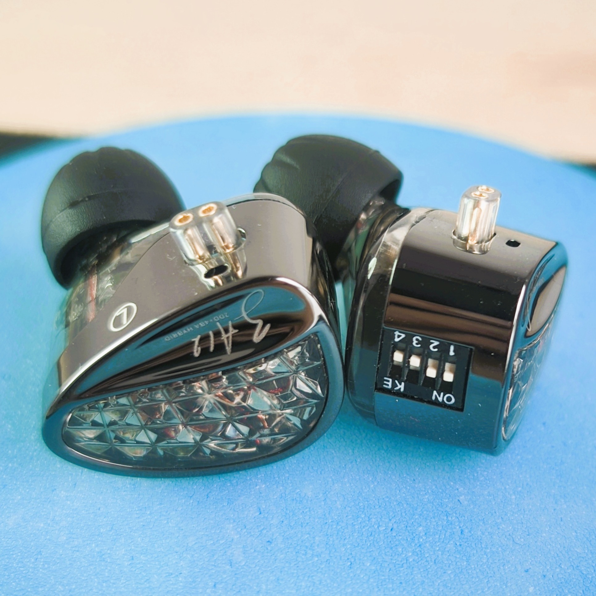 Kzmzです。④ KZ ZA12 | Fast worldwide delivery!