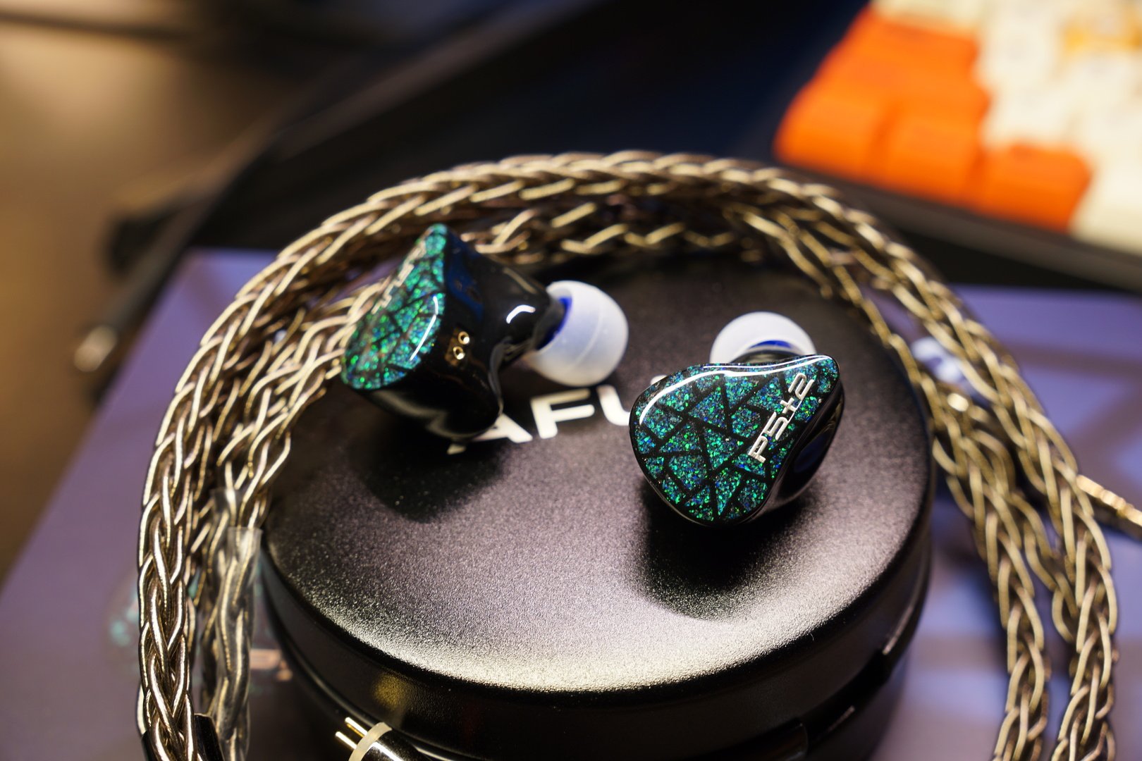 AFUL PERFORMER 5+2とNICEHCK Jade AFUL Performer 5+2 Review