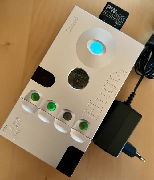 Closed: Chord Hugo2/2Go, pw audio 4.4 and leather case | Headphone ...