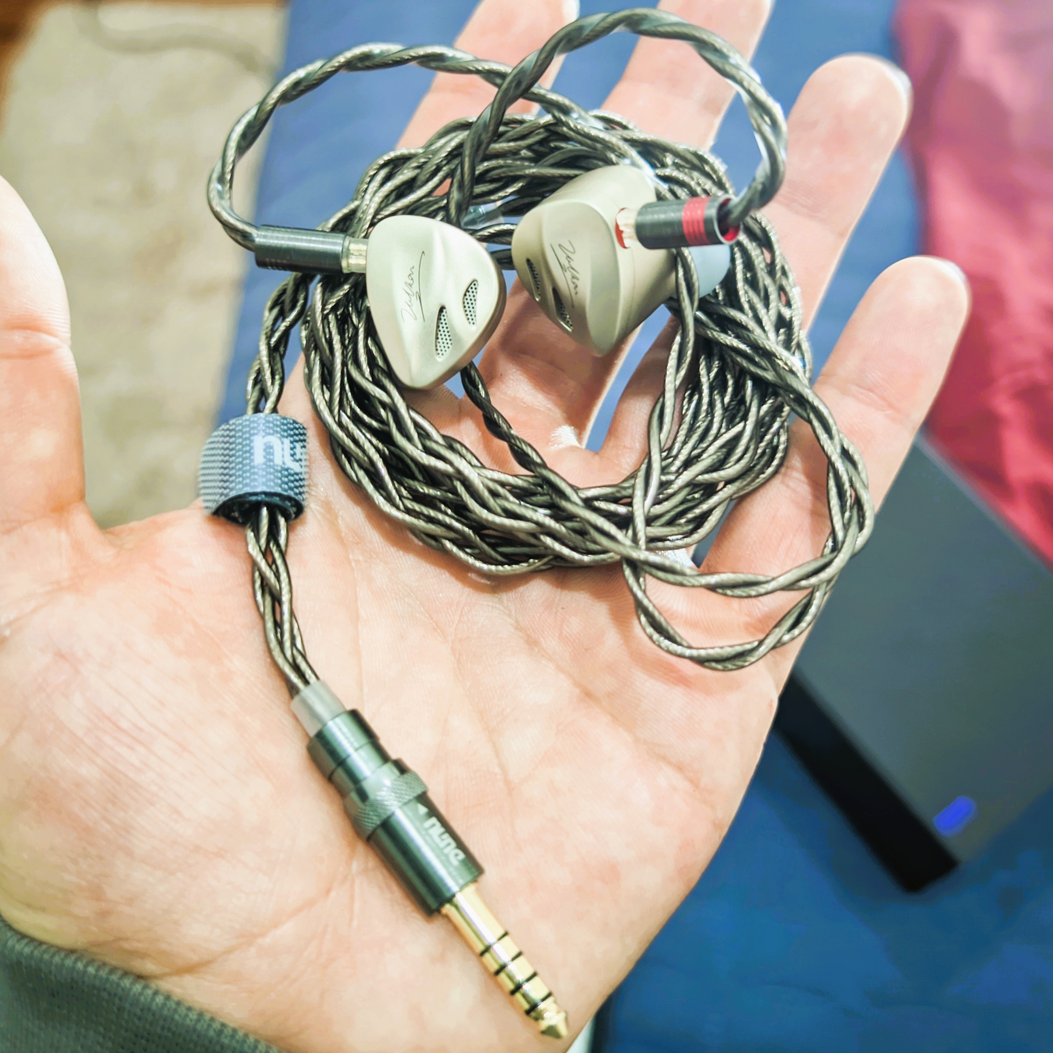 【美品】DUNU-TOPSOUND Vulkan 2（2pin） DUNU-TOPSOUND Vulkan2 2Pin – e☆イヤホン