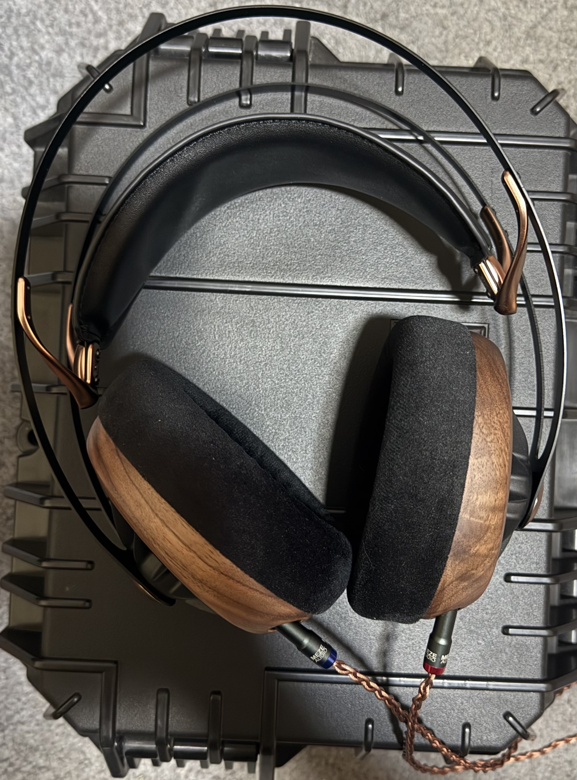 MEZE AUDIO 109 Pro/Liric用 PCUHD シルバー Meze 109 Pro Silver Premium Headphone Cable | HeadAmp