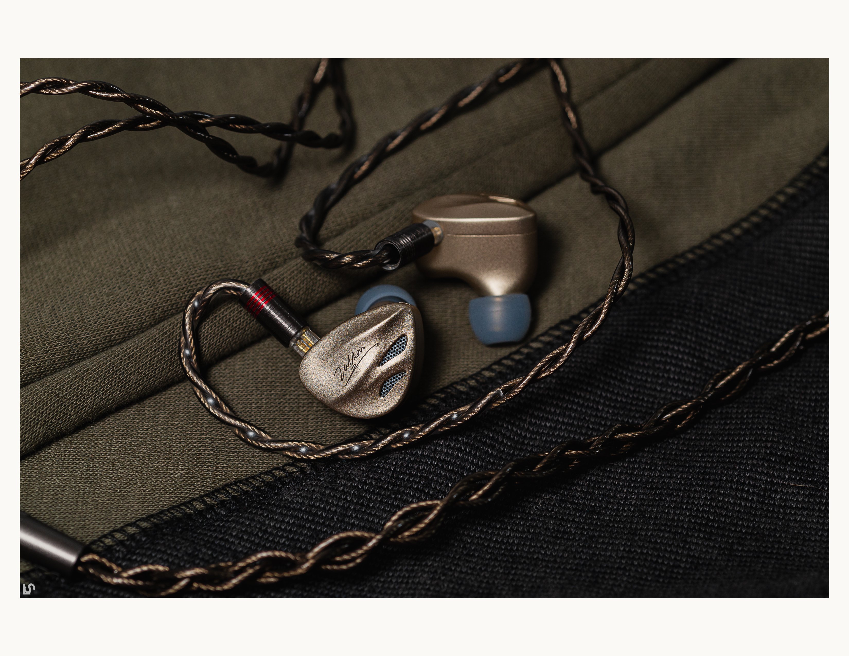 DUNU Vulkan 2 - Reviews | Headphone Reviews and Discussion