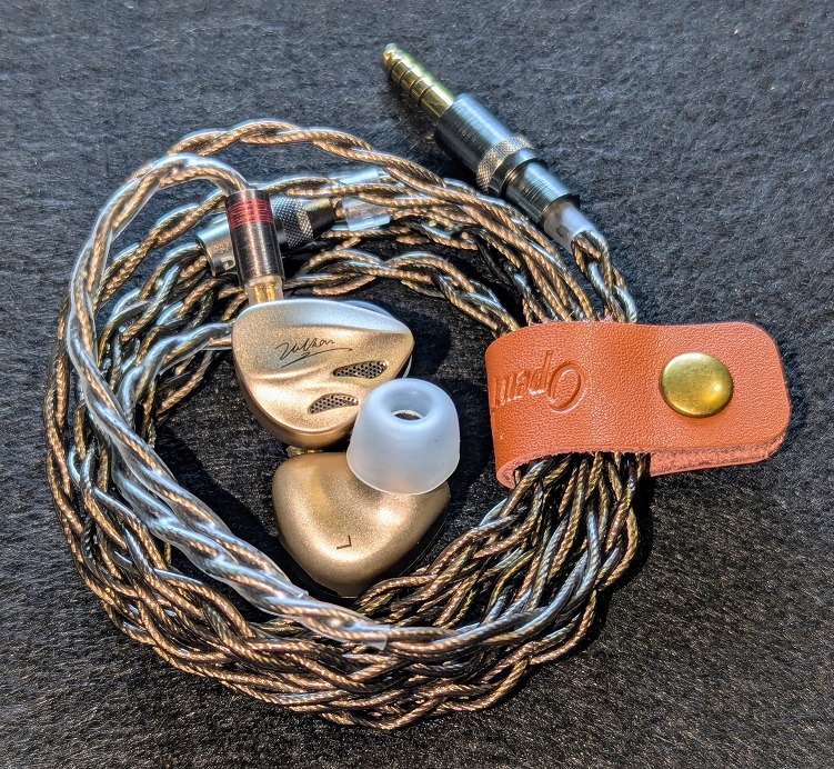 【美品】DUNU-TOPSOUND Vulkan 2（2pin） DUNU VULKAN 2 2DD+6BA In-ear Headphone