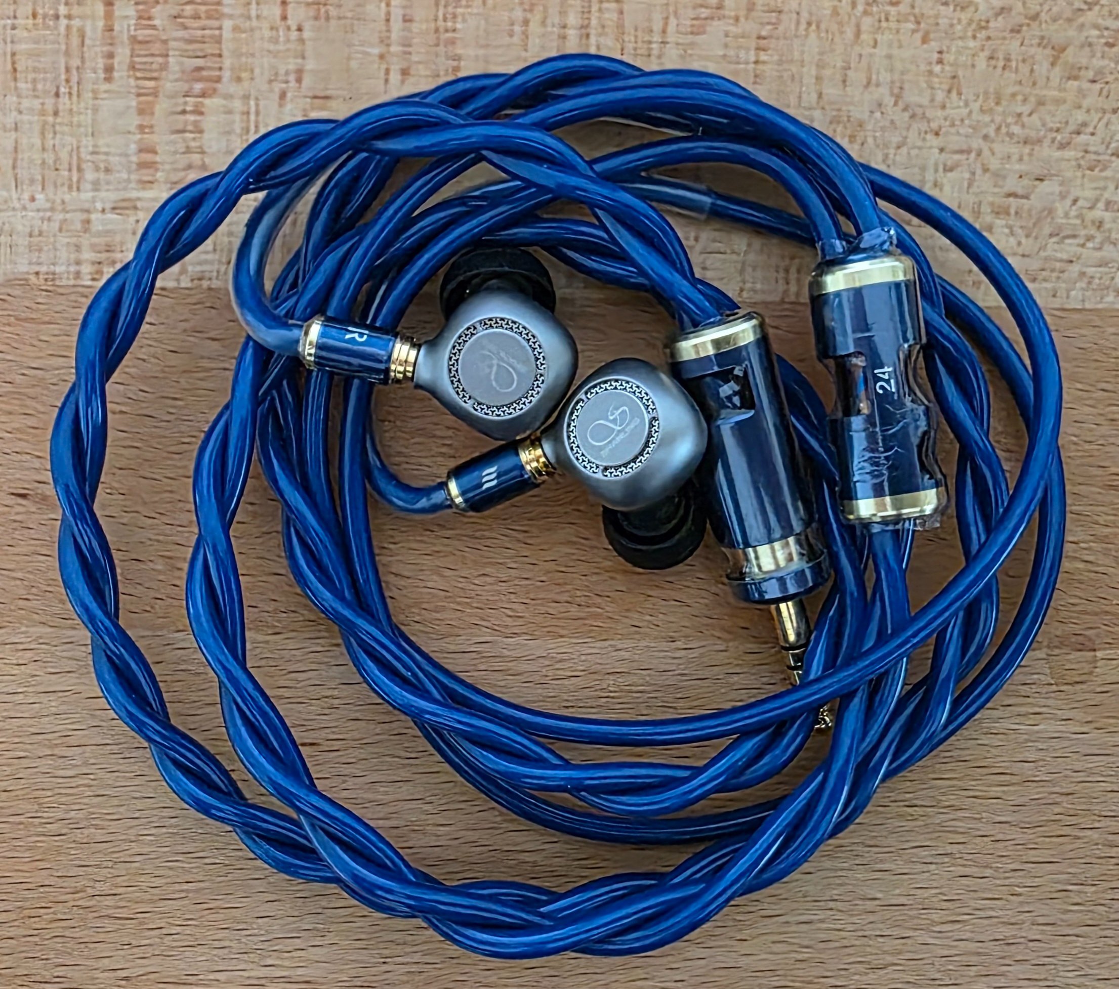 K's Audio Works：DIVA Gold for FitEar 🤩🤩 🔊 SUB 2X18 3200W