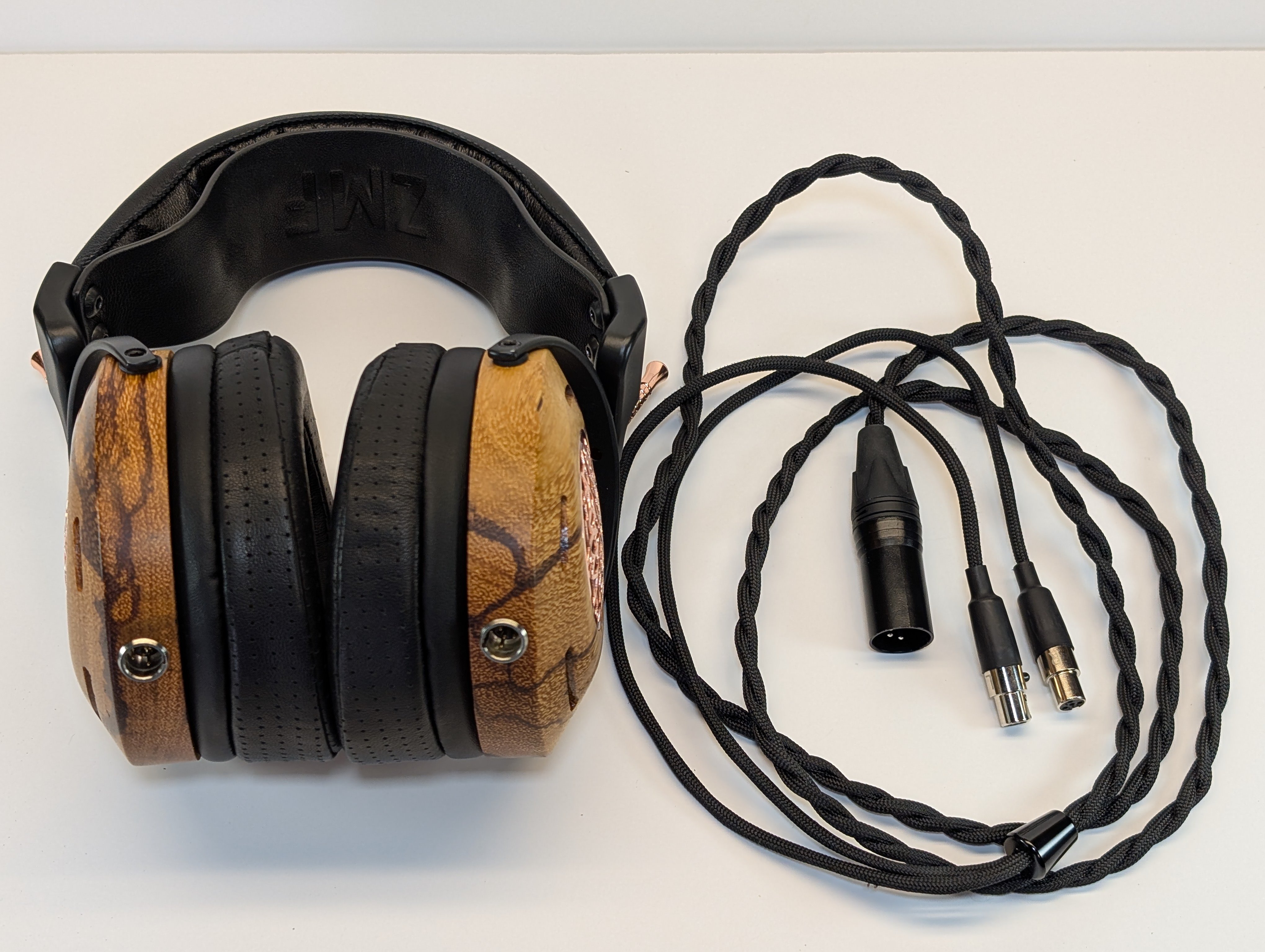 Closed: ZMF Auteur Classic Limited Edition Headphones in Black