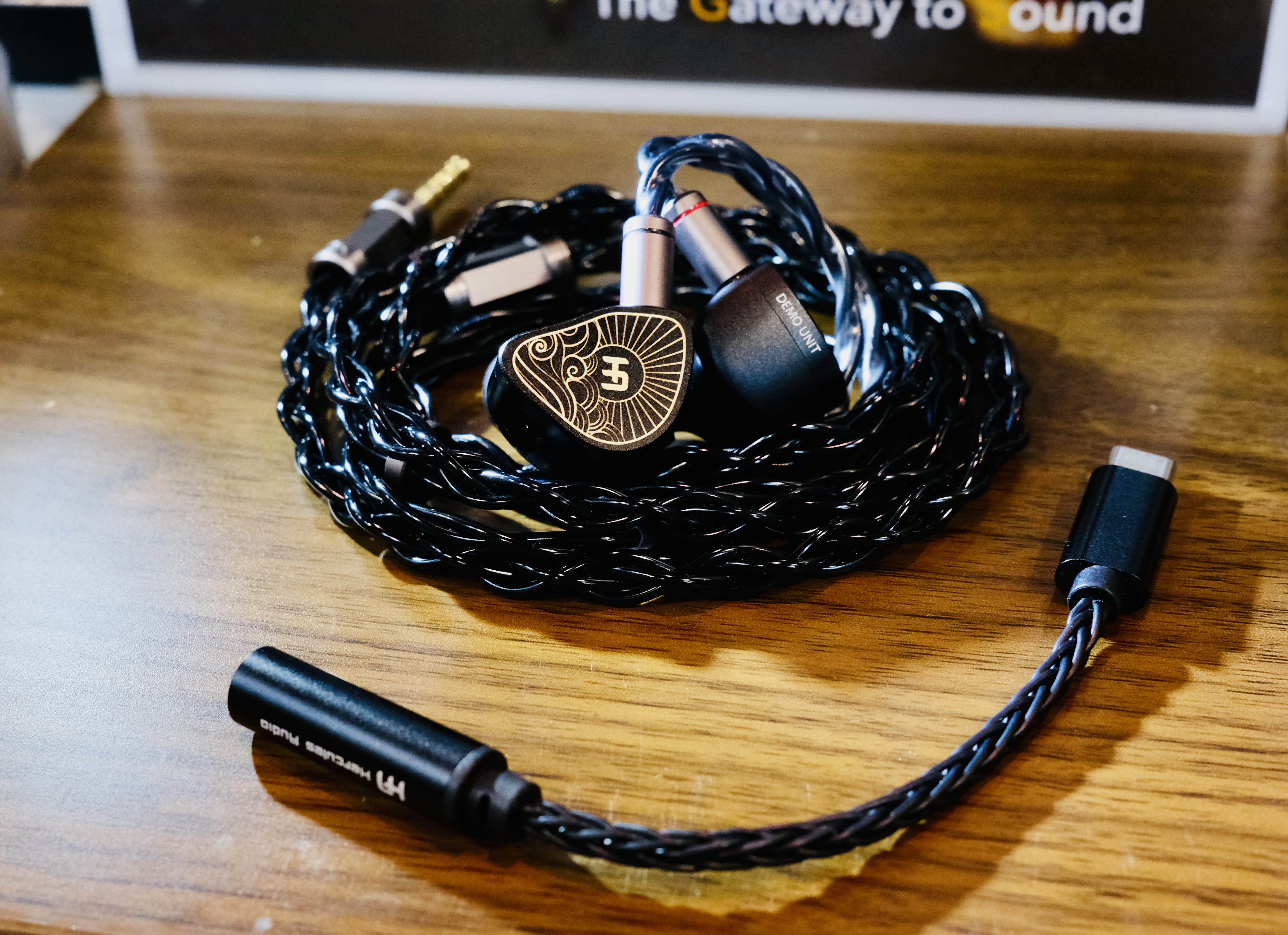 Hercules Audio Moses イヤホンIEM Astell&Kern Hercules Audio