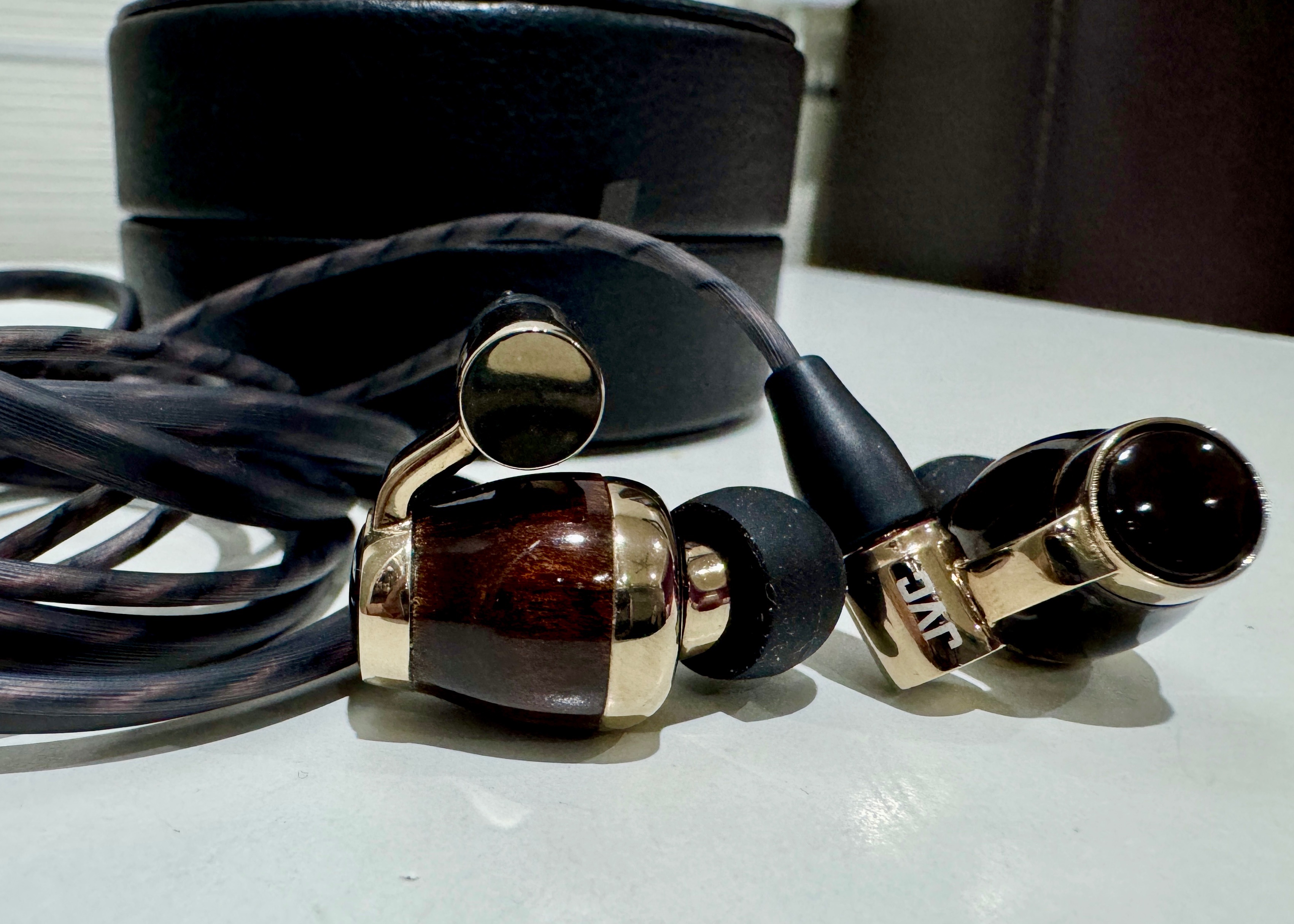 Victor HA-FW10000: 10th Anniversary model | Page 68 | Headphone