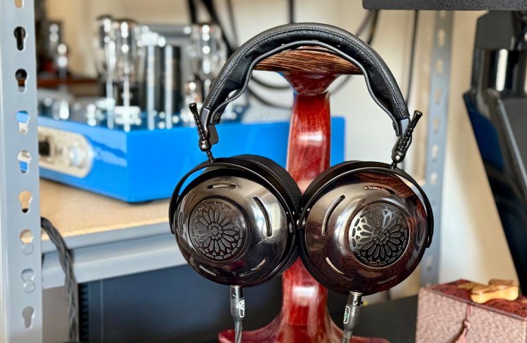 ZMF Auteur Blackwood LTDヘッドホン ZMF headphones ZMF Auteur Blackwood LTD – e☆イヤホン