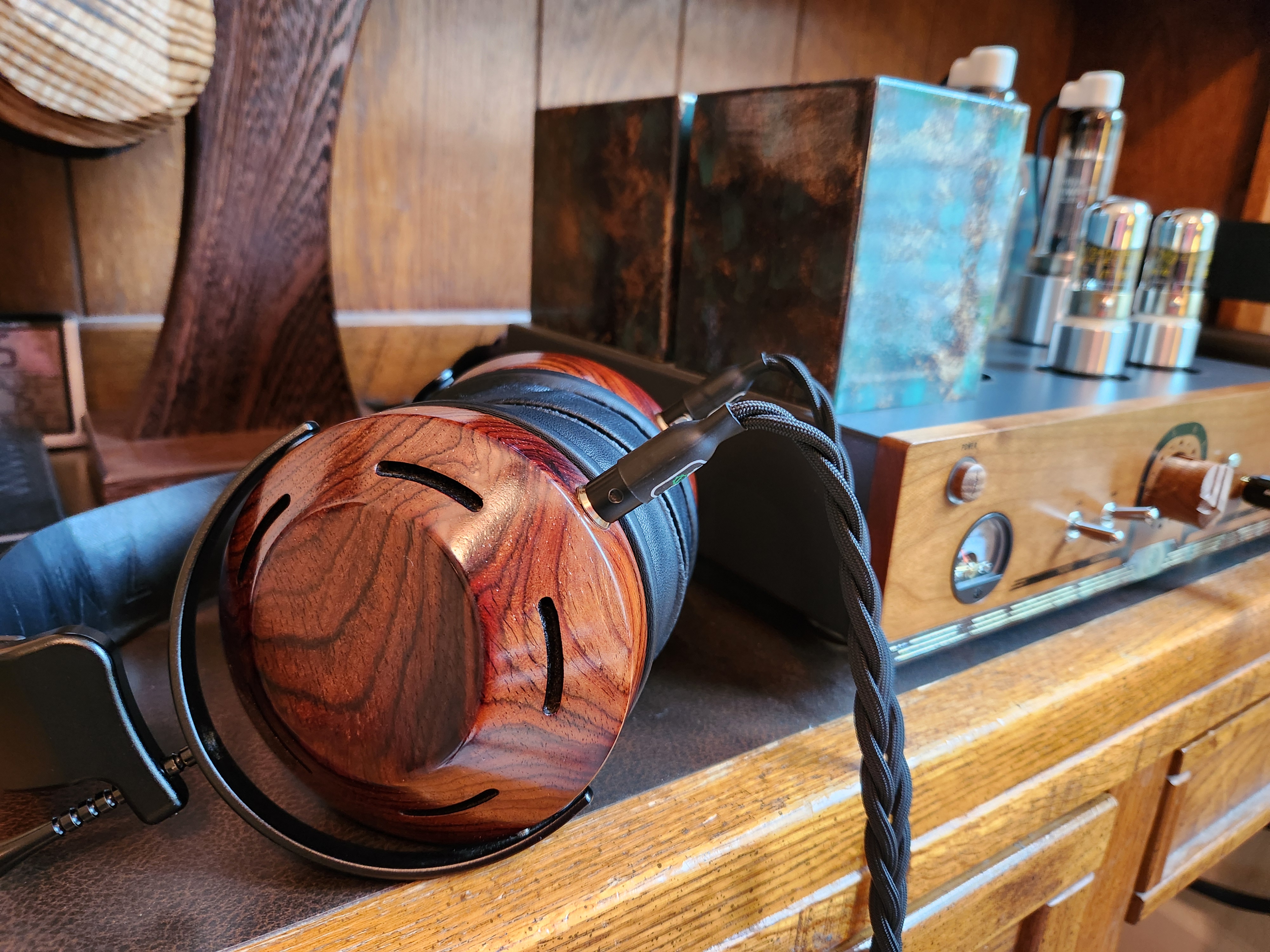 ATTICUS and EIKON, the new dynamic driver headphones from