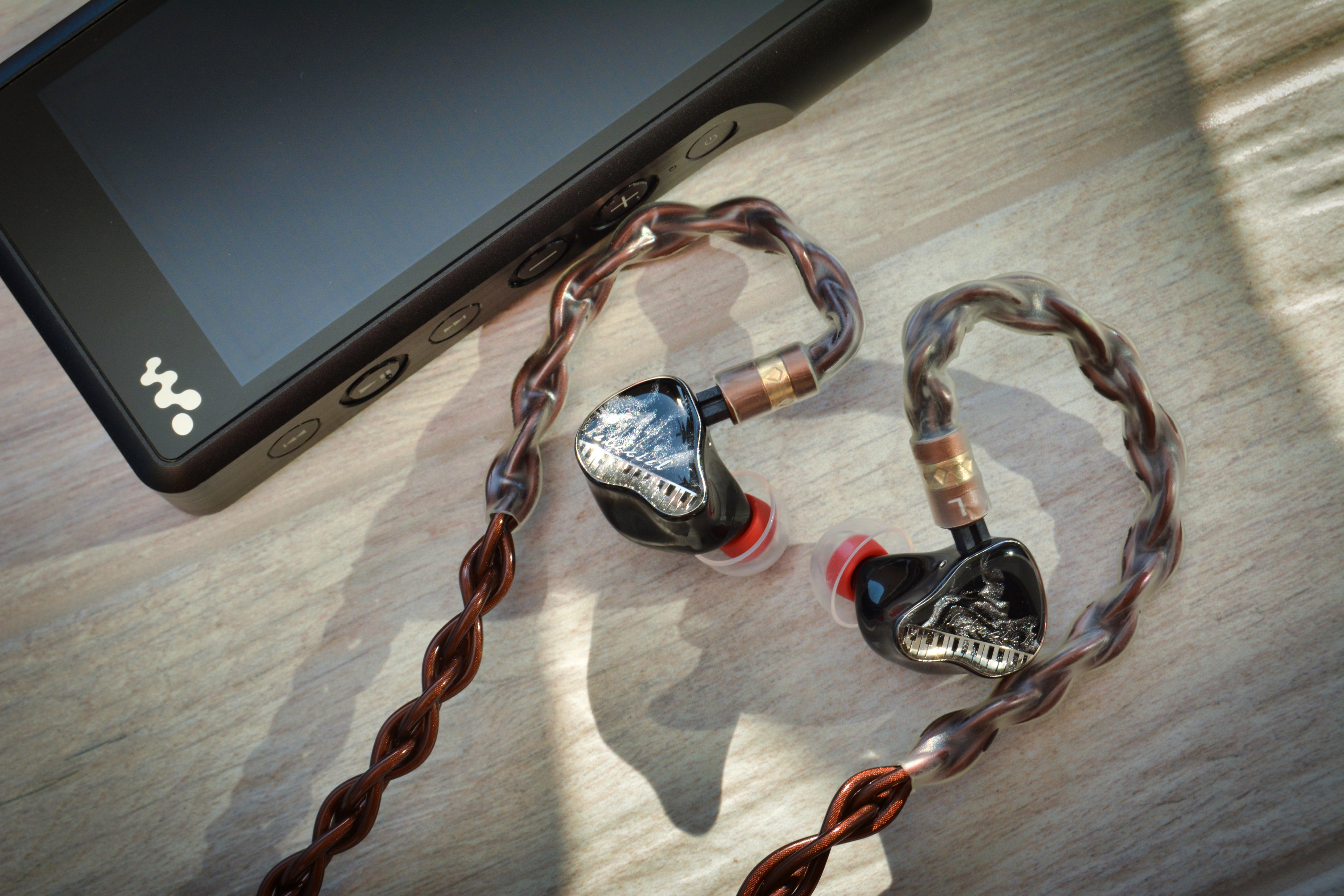 The new Leteciel 2DDx4BA Encore Universal IEM | Headphone Reviews