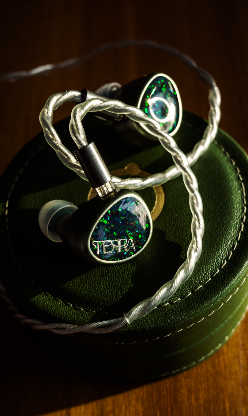 Lime ears Aether 試聴機 Lime Ears Aether R Review - Warm, Tasteful - Major HiFi