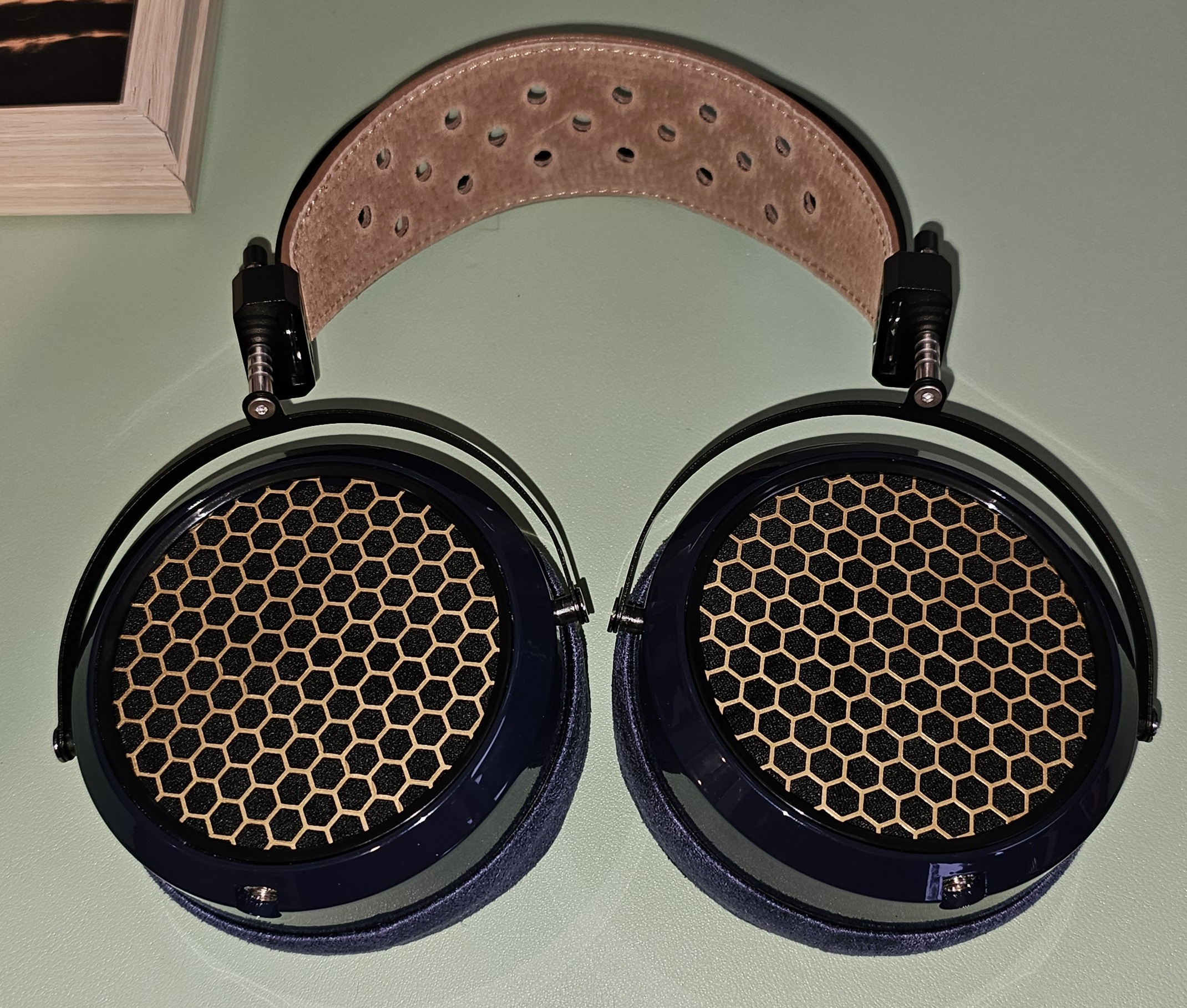 HifiMan HE6 V2 Adorama | Page 2 | Headphone Reviews and Discussion