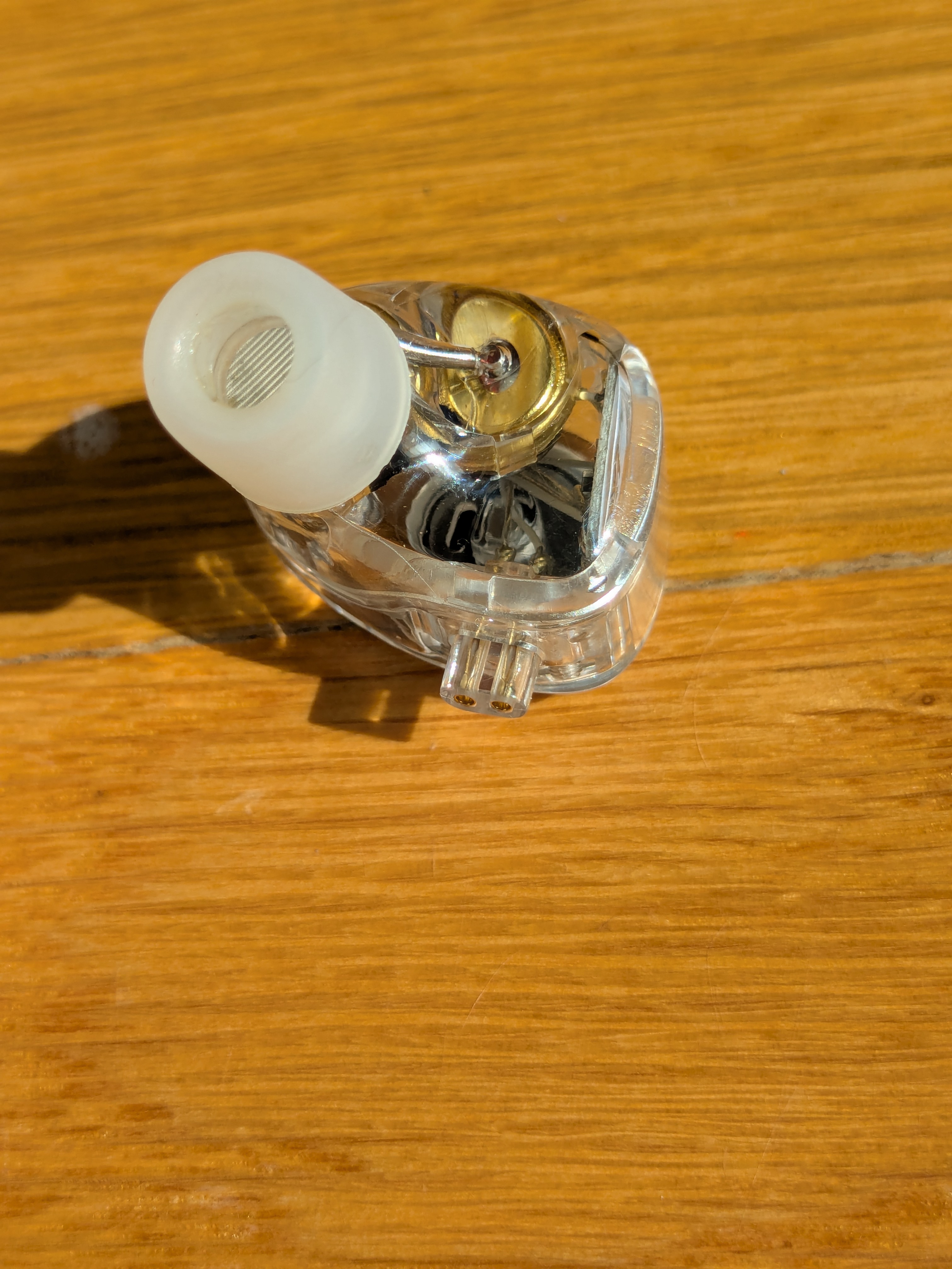 Earpiece and Connection.jpg