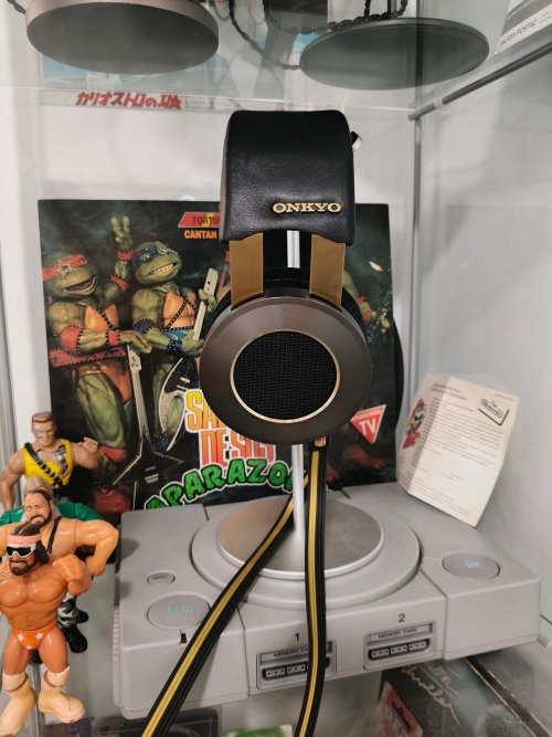 Onkyo A800 – 