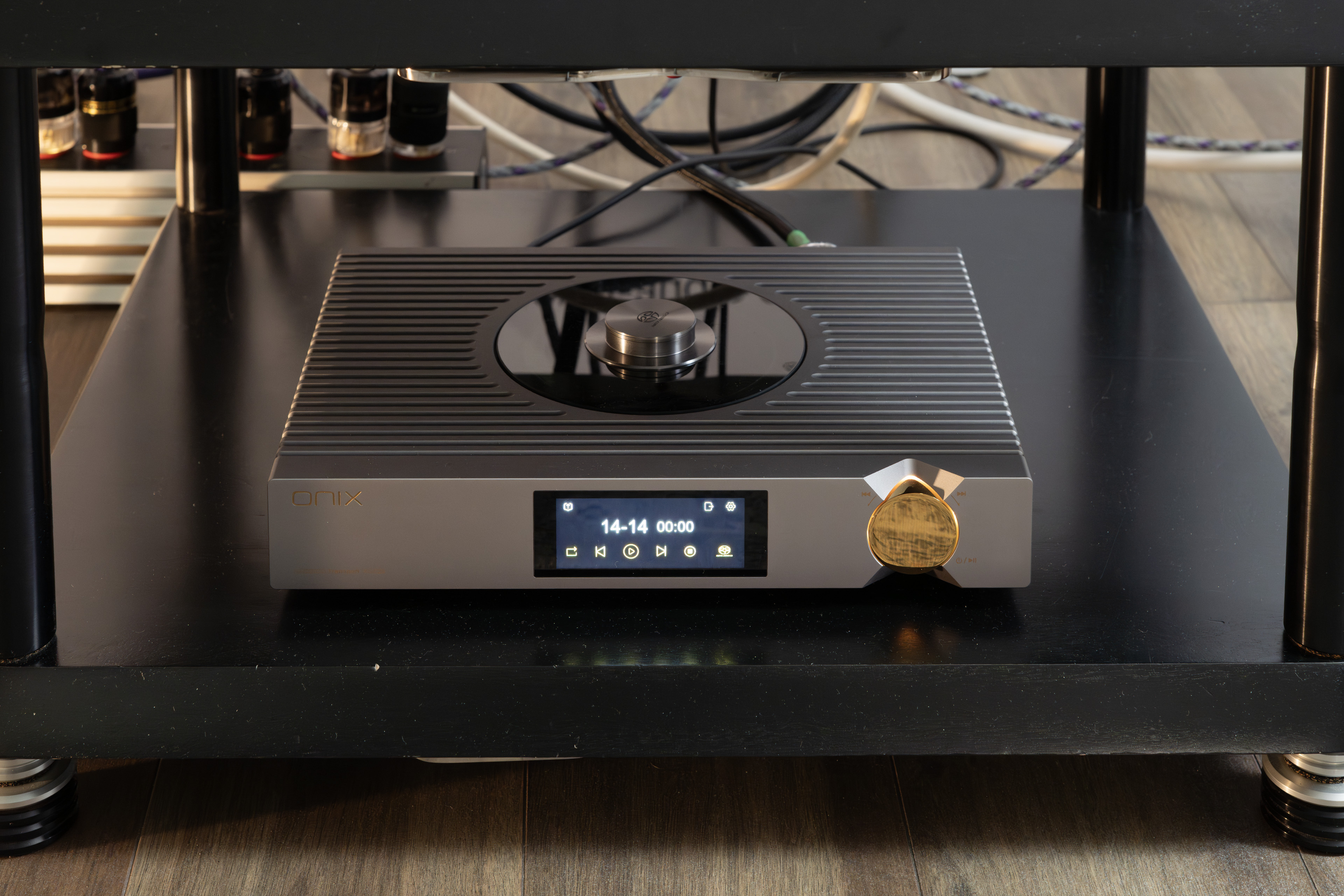 Introducing ONIX Zenith XST20 - High-End SACD Transport with true