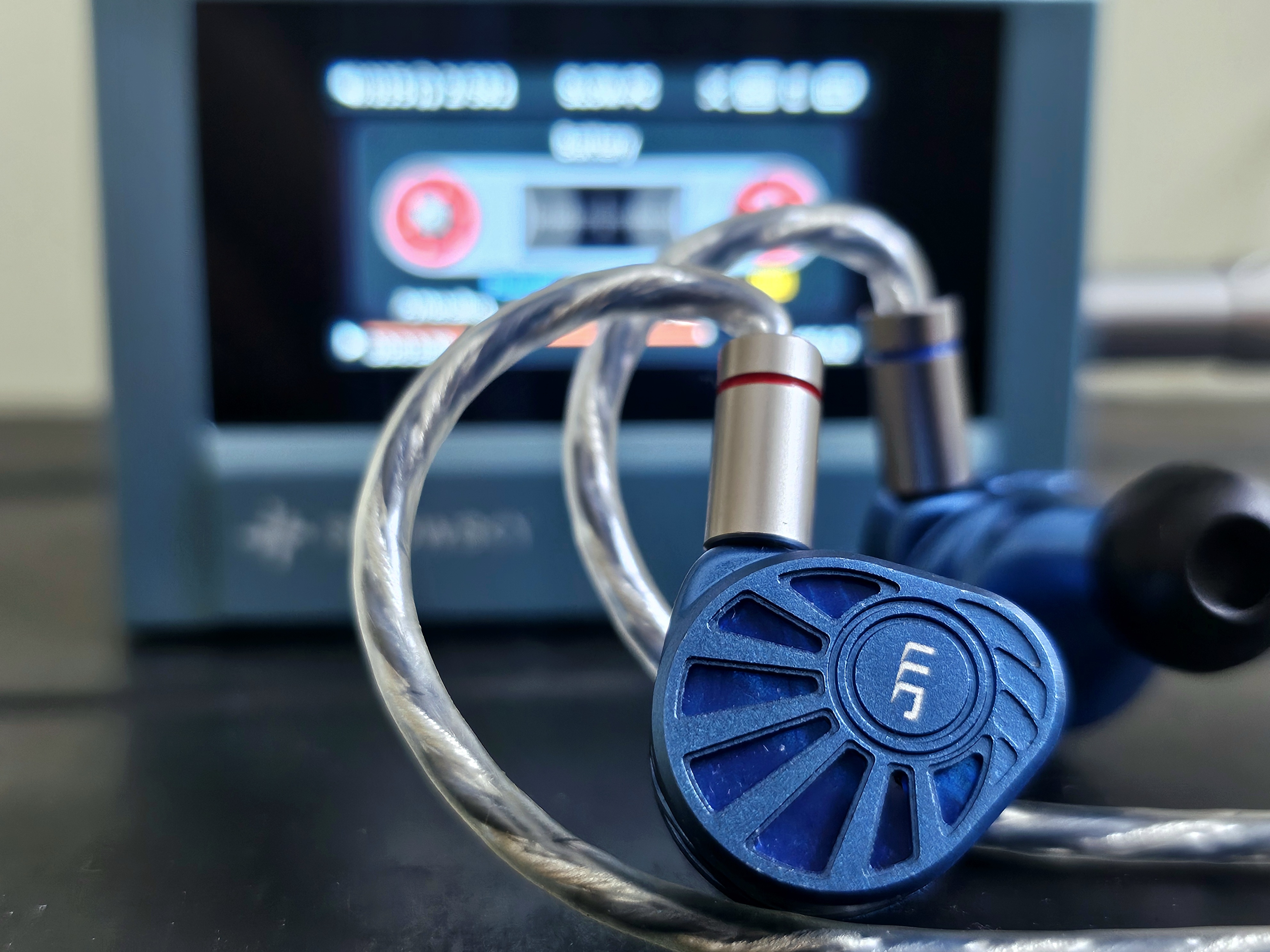 Jomo Audio Nautic Gleam - Reviews | Headphone Reviews and