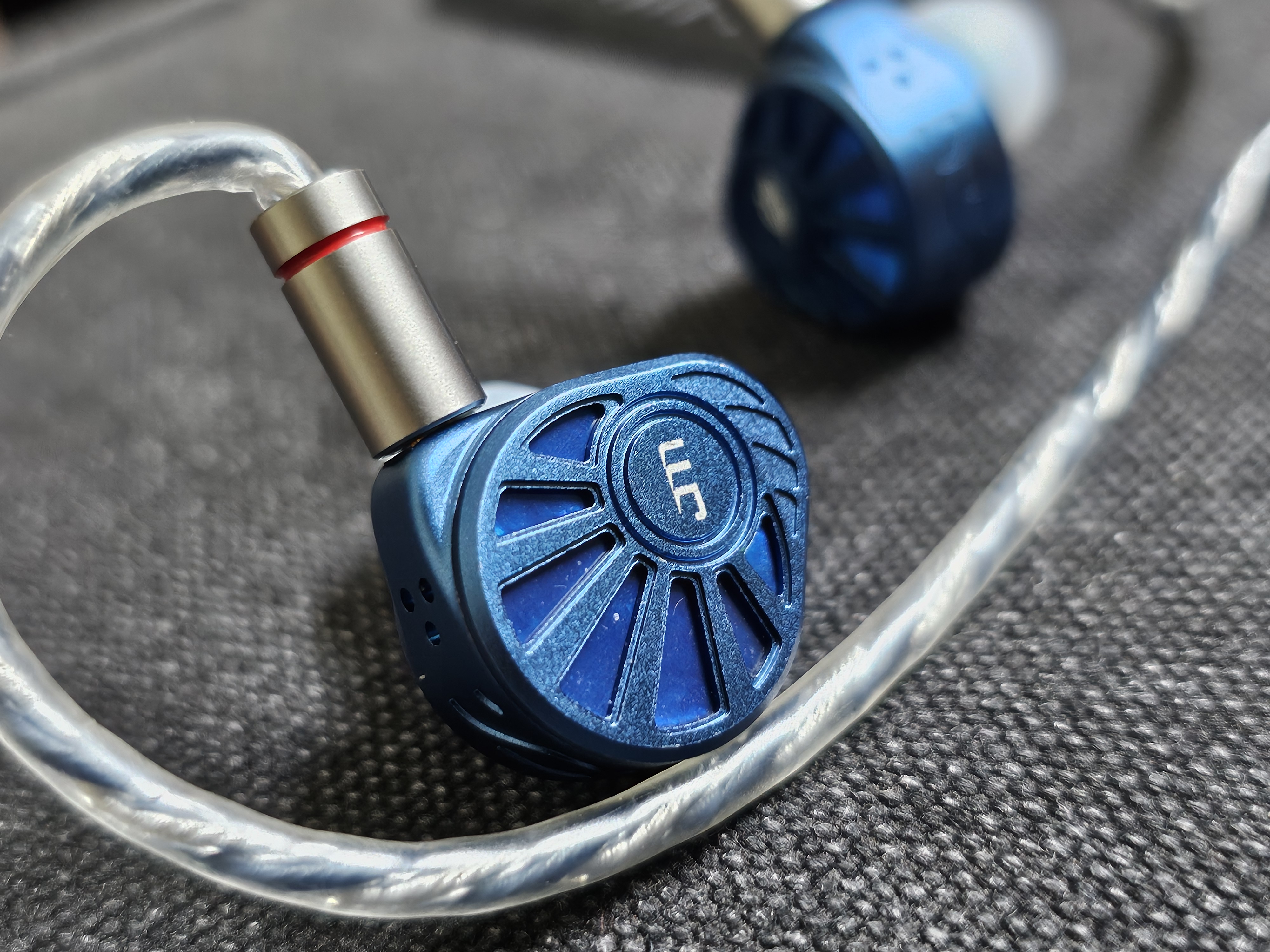 Jomo Audio Nautic Gleam - Reviews | Headphone Reviews and