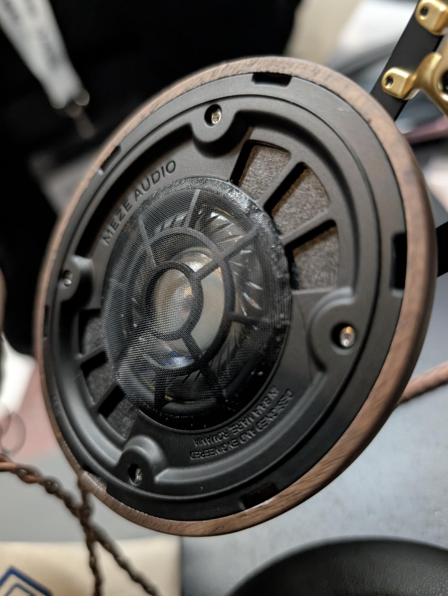 Meze Audio 99 Classics V2 (2nd Gen)_4.jpgGo to post