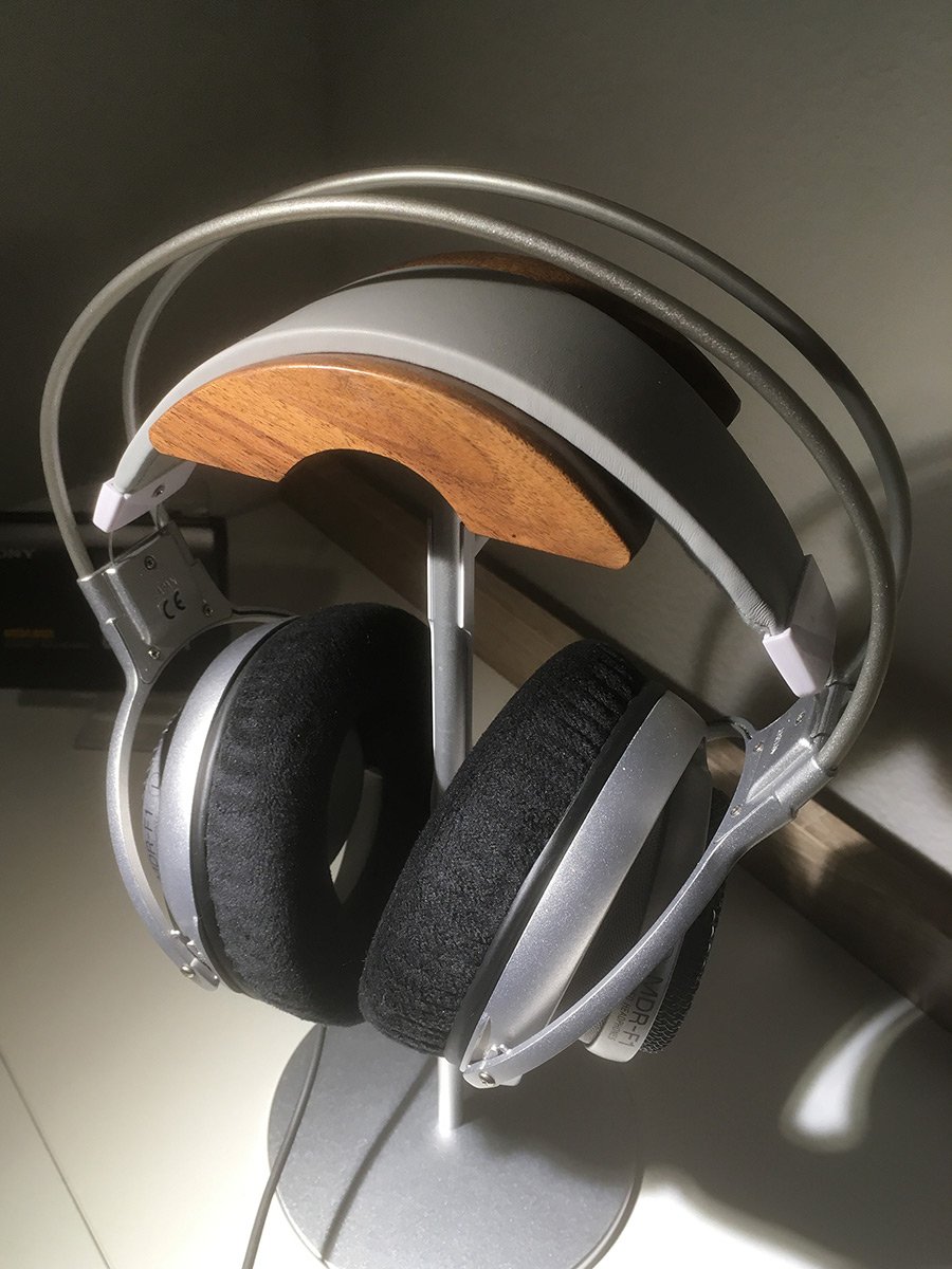 Sony MDR-F1 Review | Headphone Reviews and Discussion - Head-Fi.org