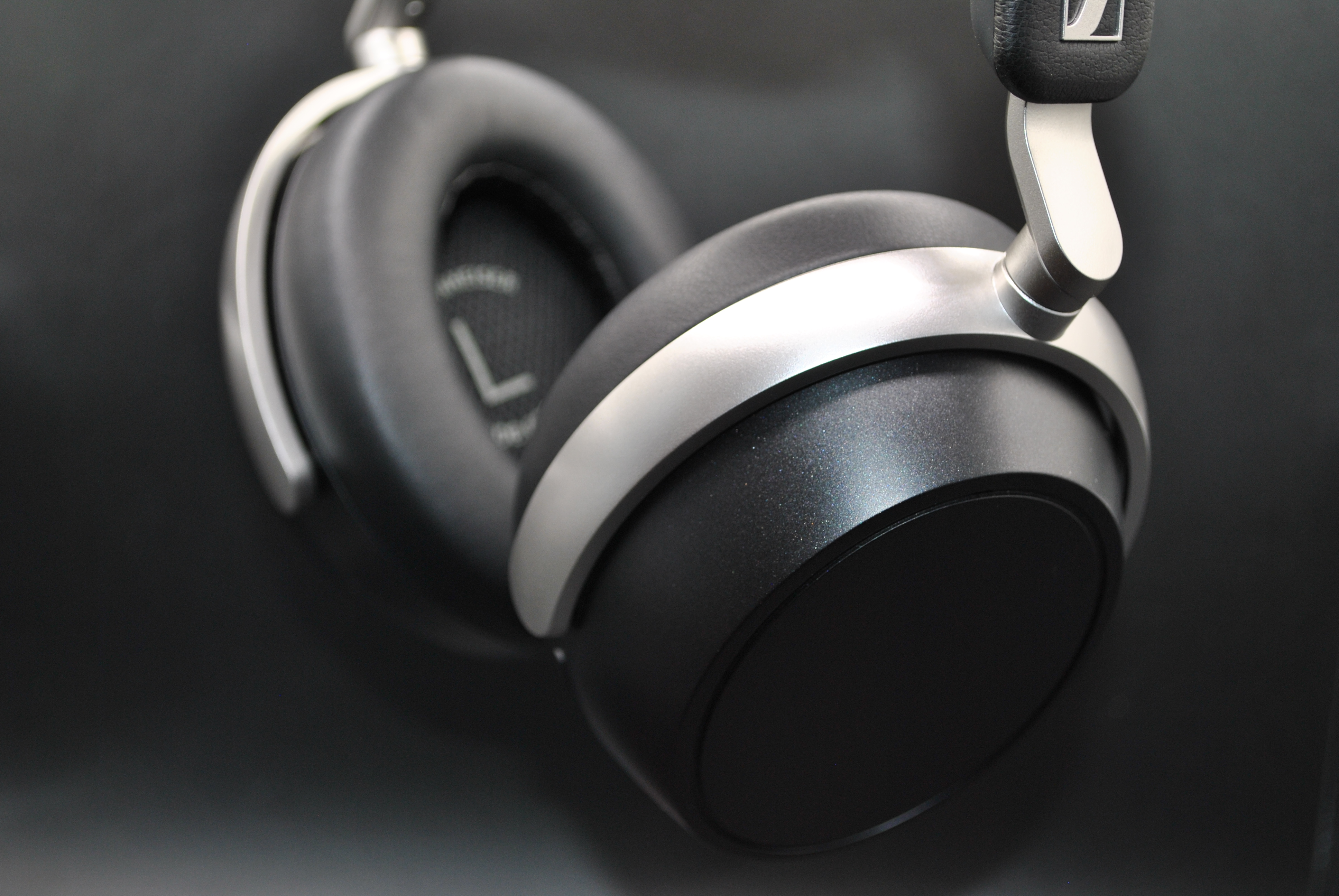 Sennheiser HDB 630 Vista Frontal