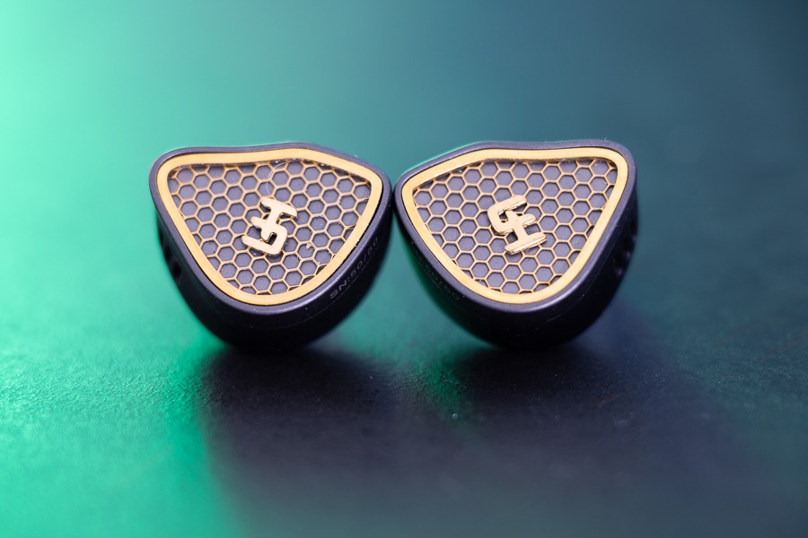 Hercules Audio Moses イヤホンIEM Astell&Kern Hercules Audio MOSES IEM - HiFi Connect