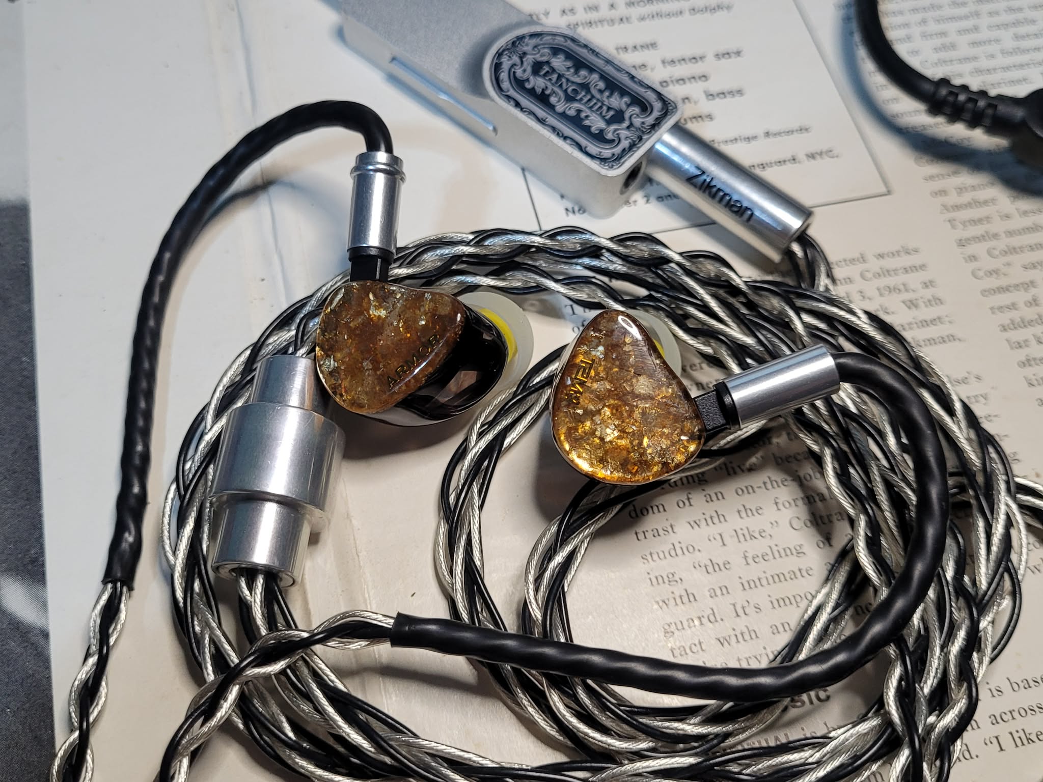 TANSIO MIRAI (TSMR) ARMOR Review: When big slam meet airy sparkle