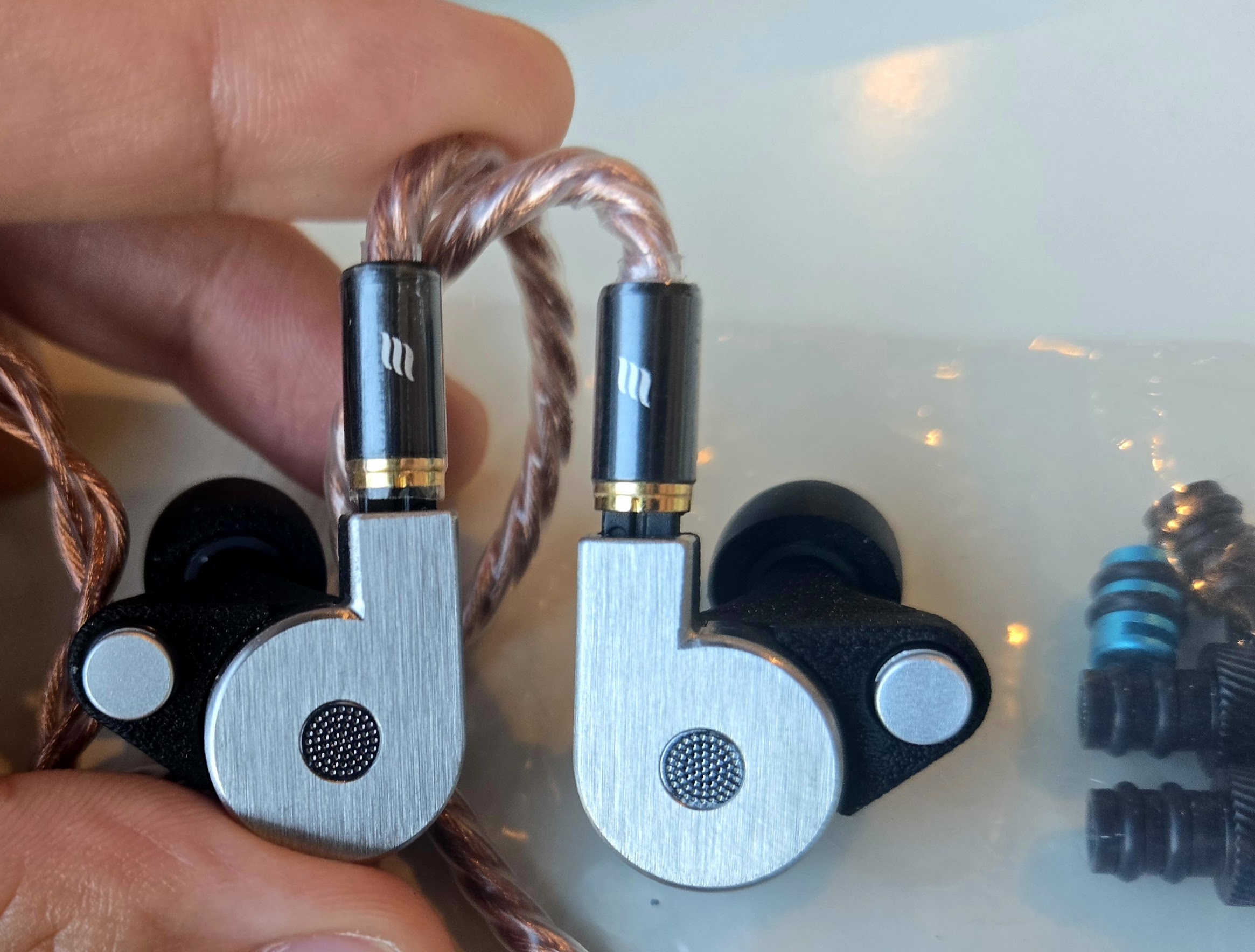 今週末まで FATfreq x Effect Audio:Quantum FATfreq x Effect Audio: Quantum | FATfreq In-Ear Monitors