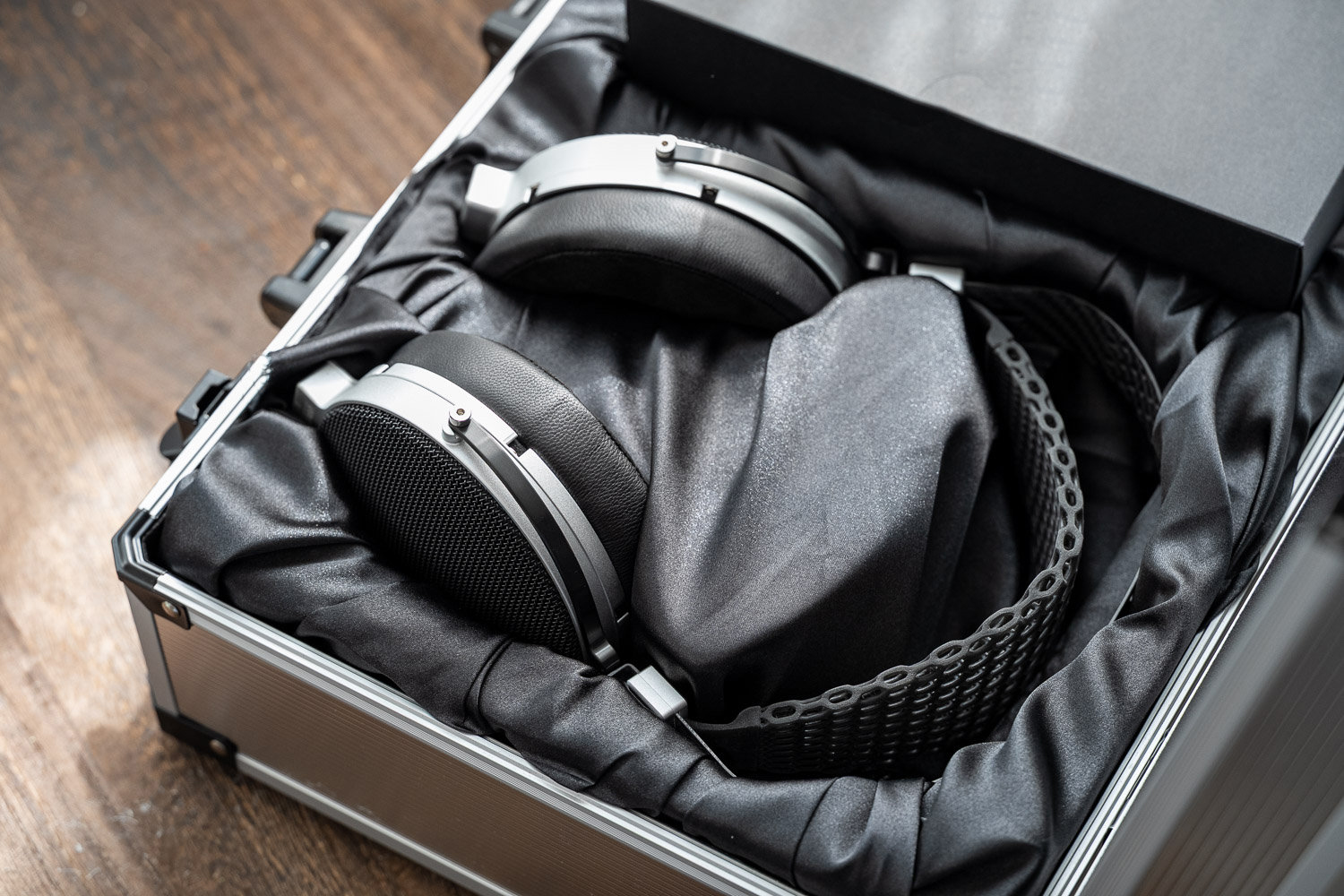 MOONDROP SKYLAND Landed | Headphone Reviews and Discussion - Head