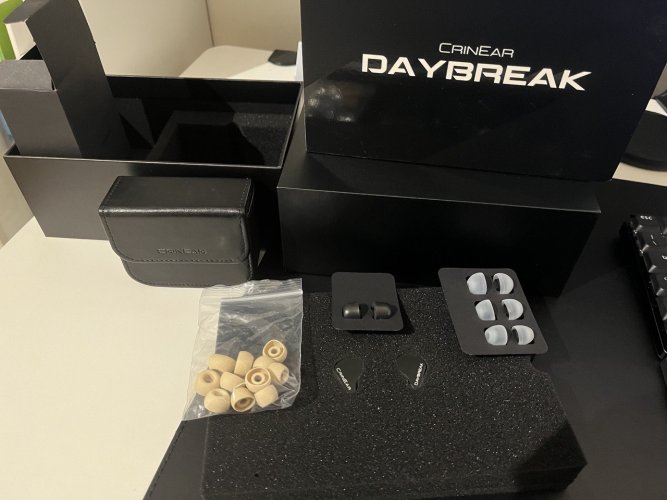 crinear daybreak 中古価格 | HifiZero