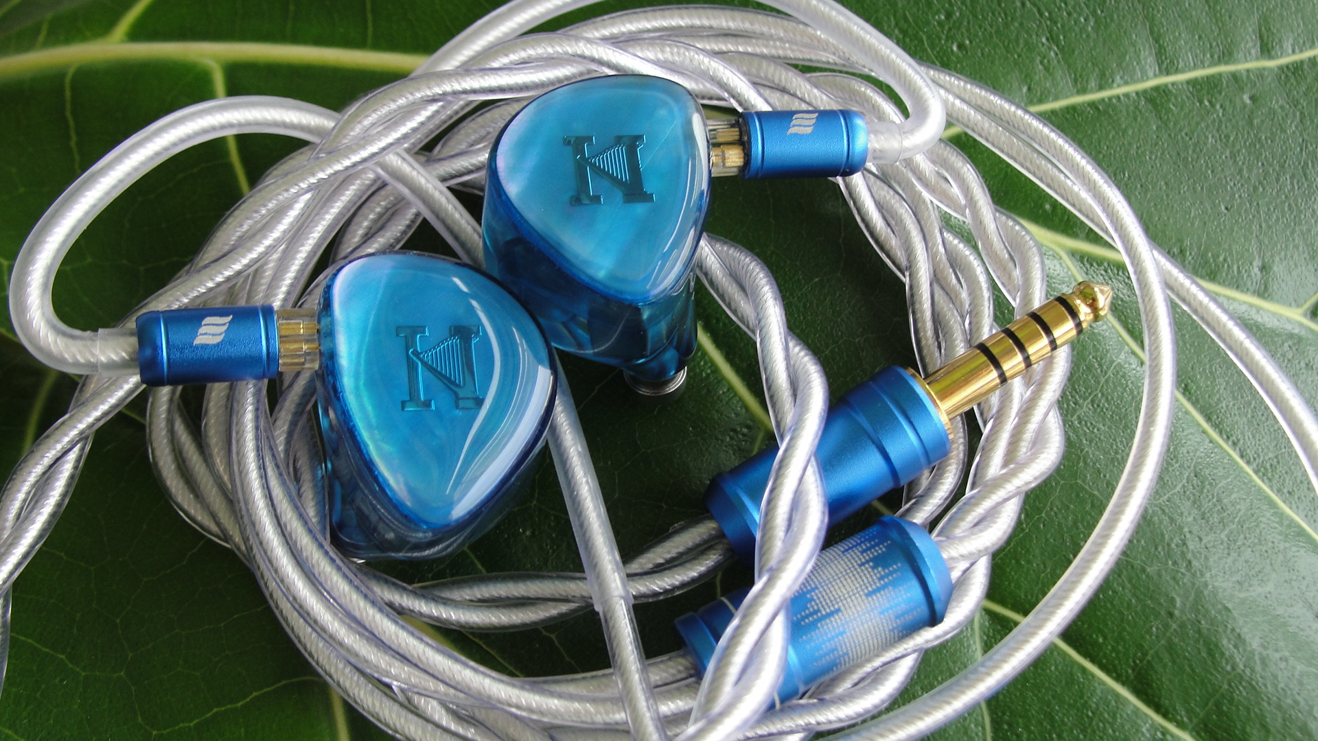 ISNAudio x Effect Audio SORA 4.4mm有線イヤホン ISN Audio x Effect Audio SORA - Reviews | Headphone Reviews and