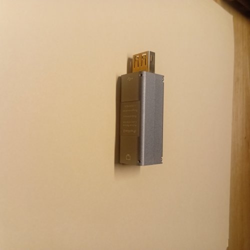 RARE Ifi iPurifier2 USB DAC (reclocker, line isolator, jitter control ...