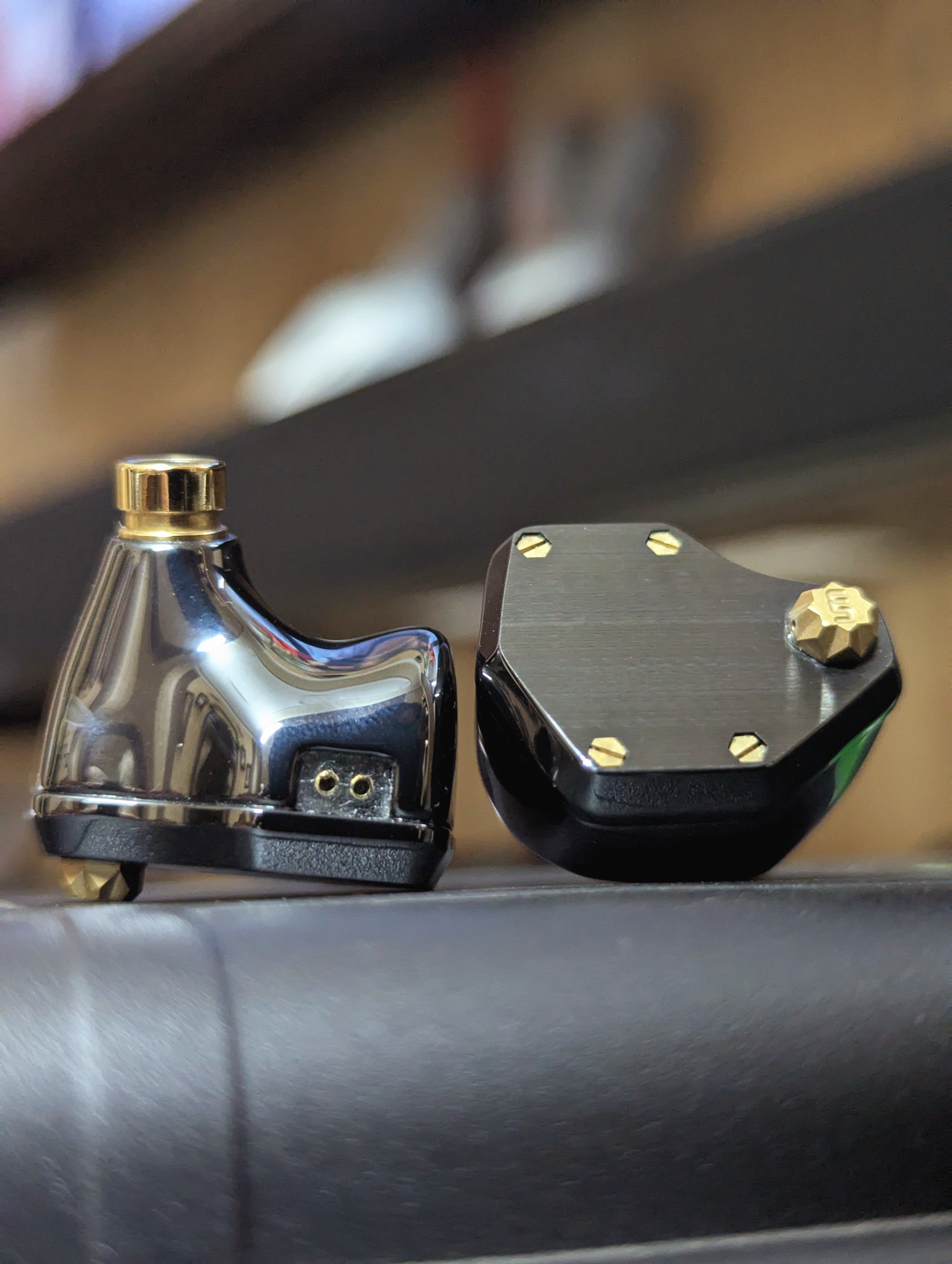 Unique Melody Mest Jet Black - Reviews | Headphone Reviews and