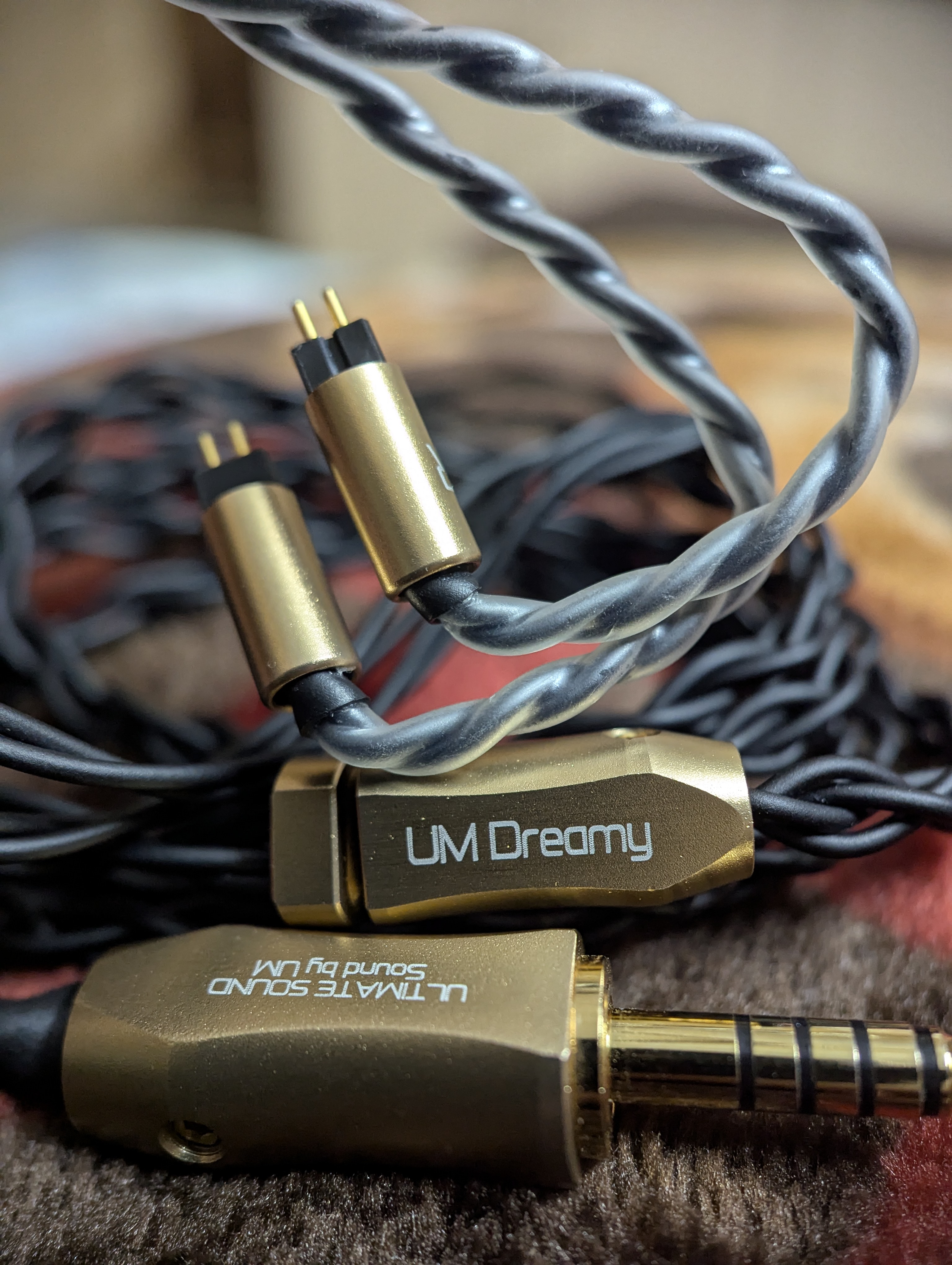 Unique Melody Mest Jet Black - Reviews | Headphone Reviews and