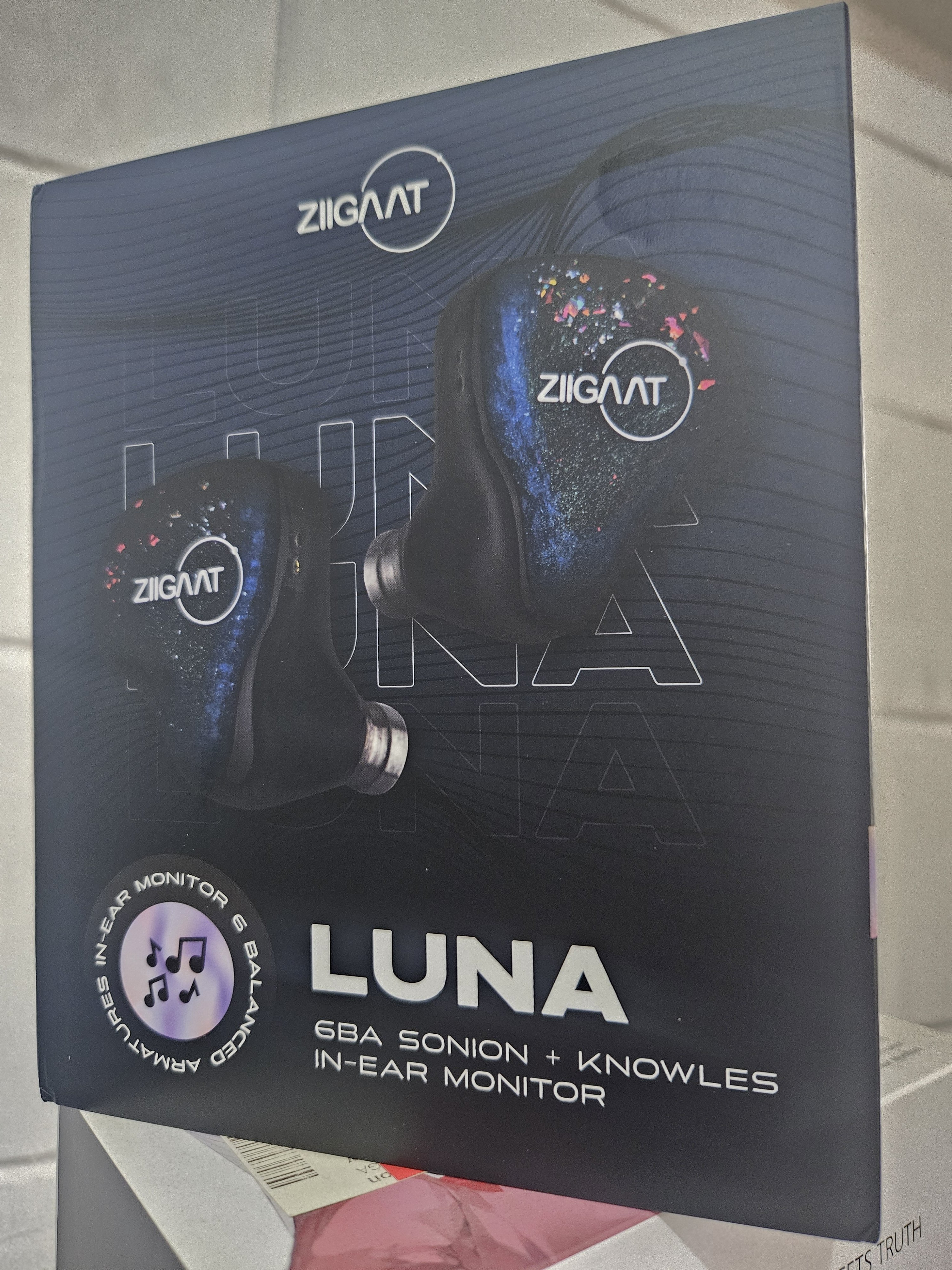 ZiiGaat Luna 6BA In-Ear Universal Monitor - Reviews | Headphone