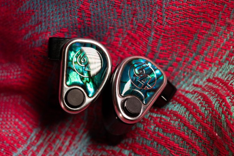 64 audio nio 中古価格 | HifiZero